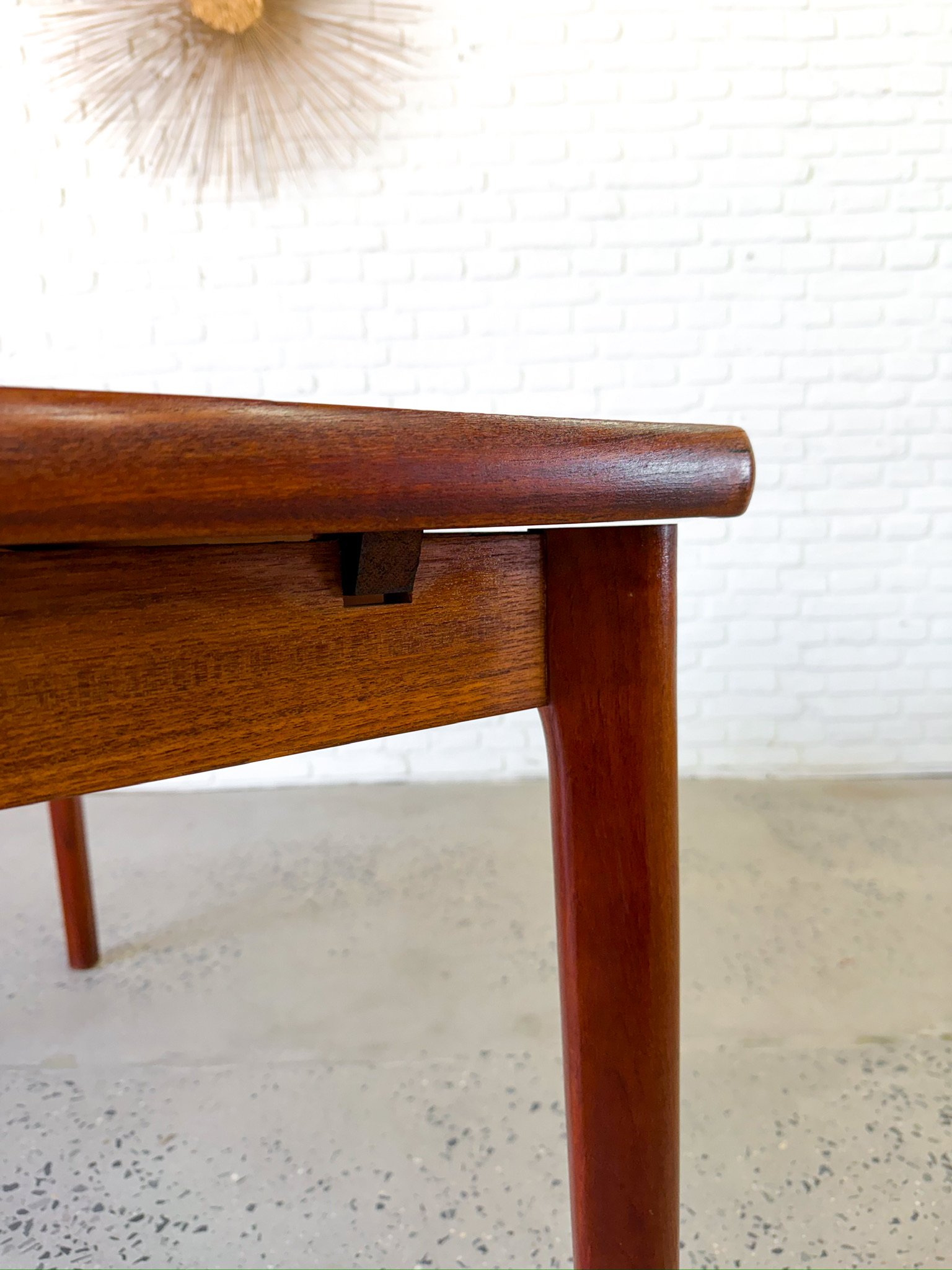 HENNING KJAERNULF TEAK EXPANDING DINING TABLE9.jpg