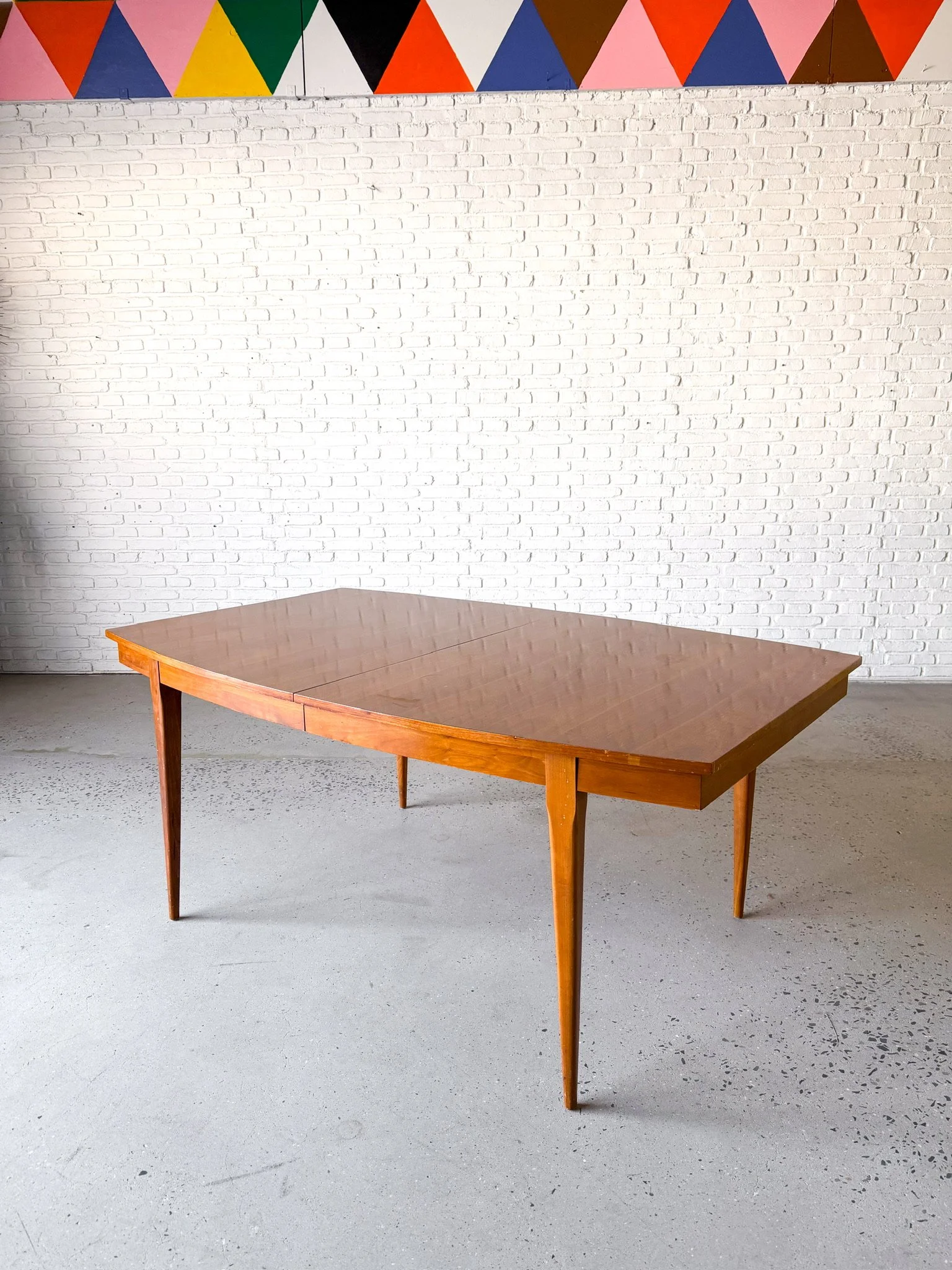 Young MFG Dining Table5.jpg