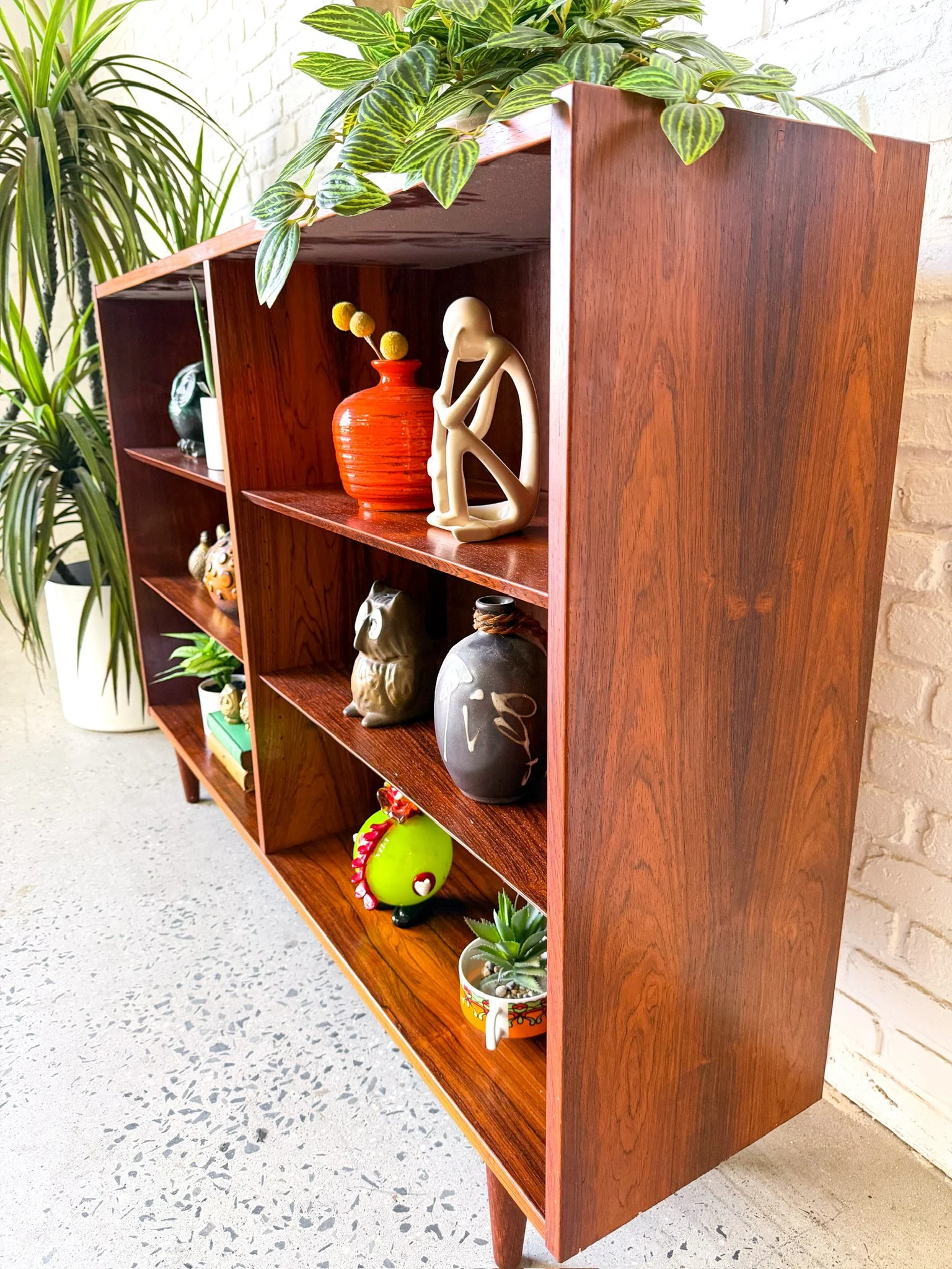 Danish Rosewood Bookshelf5.jpg