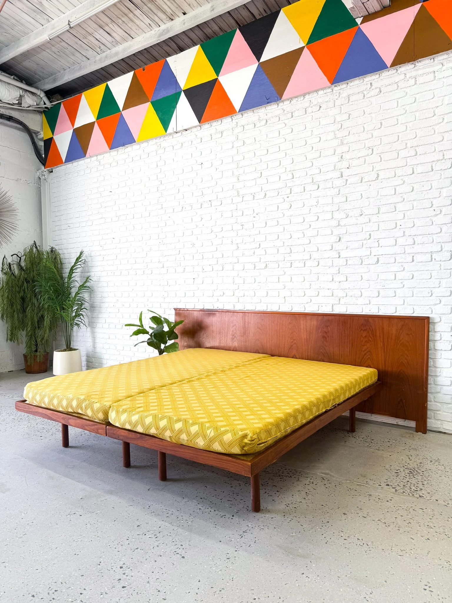 Twin Beds and Teak Headboard9.JPG