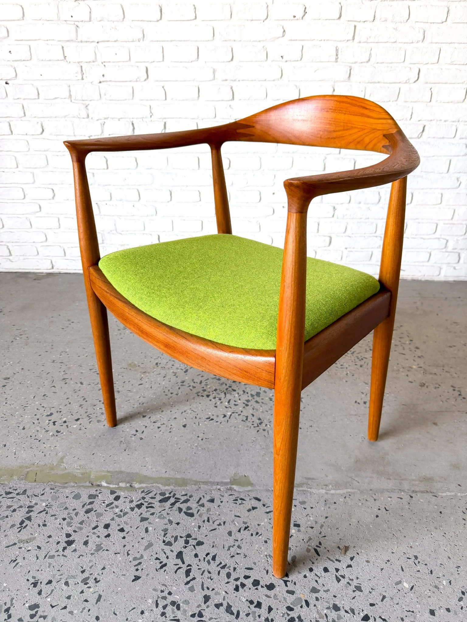 Rare pair of restored hans wagner JH503 chairs22.jpg