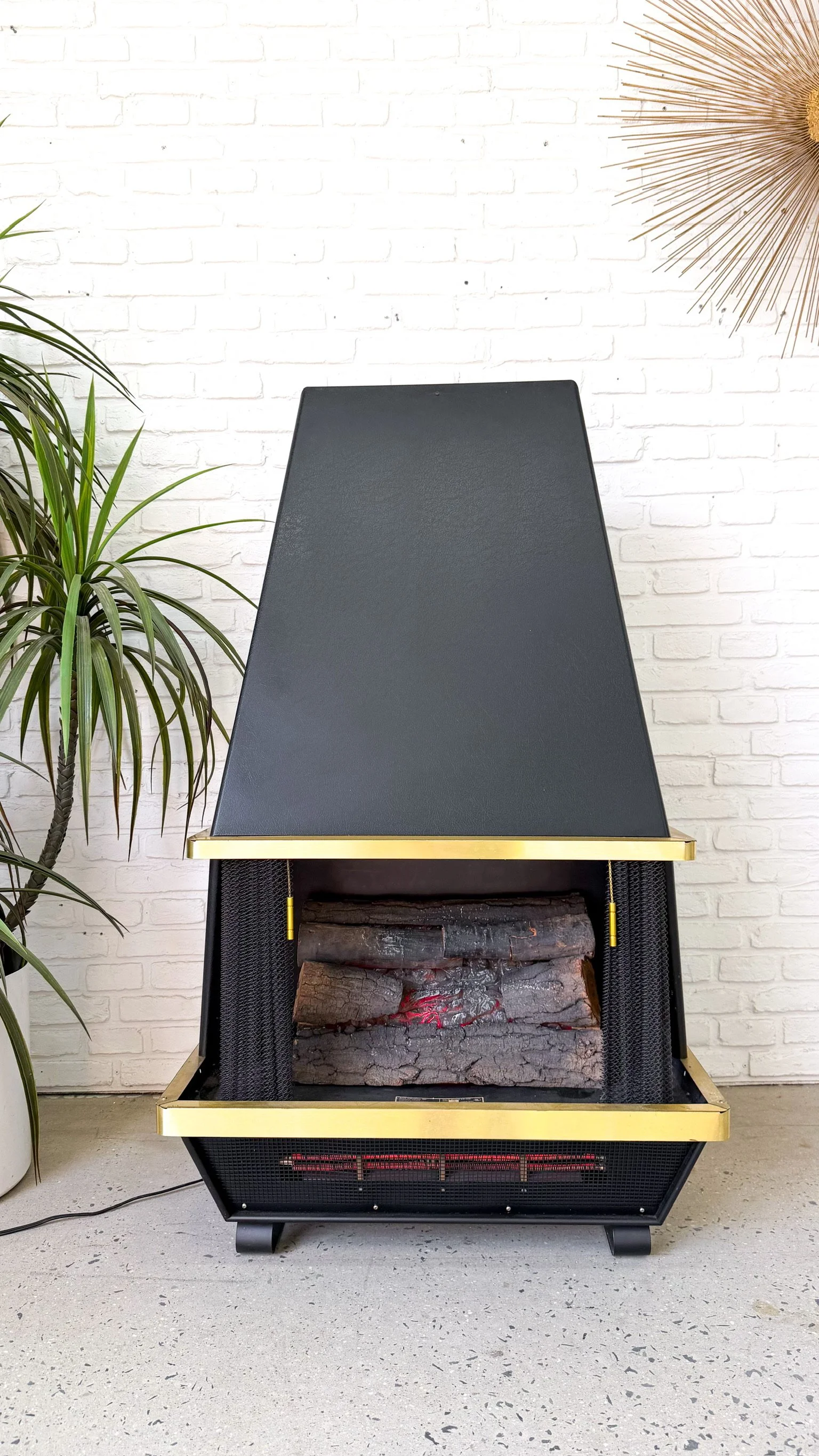 1970’s Arvin Electric Fireplace3.jpg