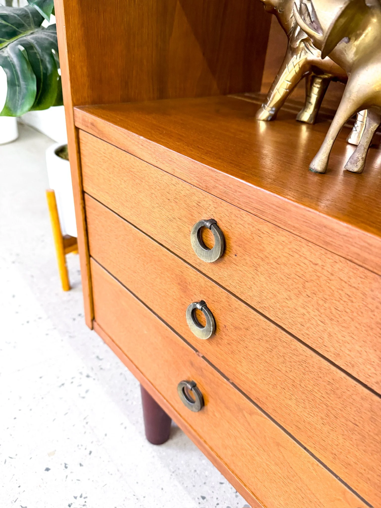 Walnut Curio cabinet with shelves and drawers7.jpg
