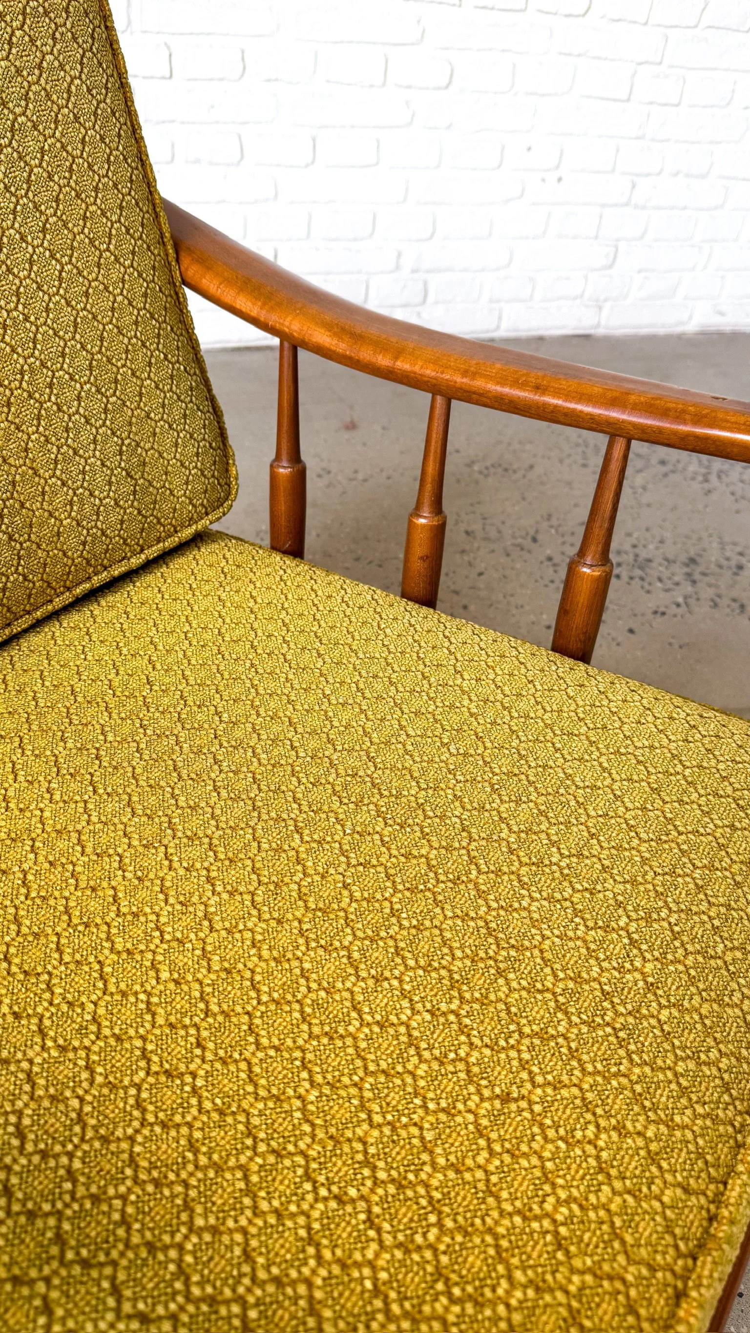 Vintage Yellow Lounge Chair With Original Cushions3.jpg