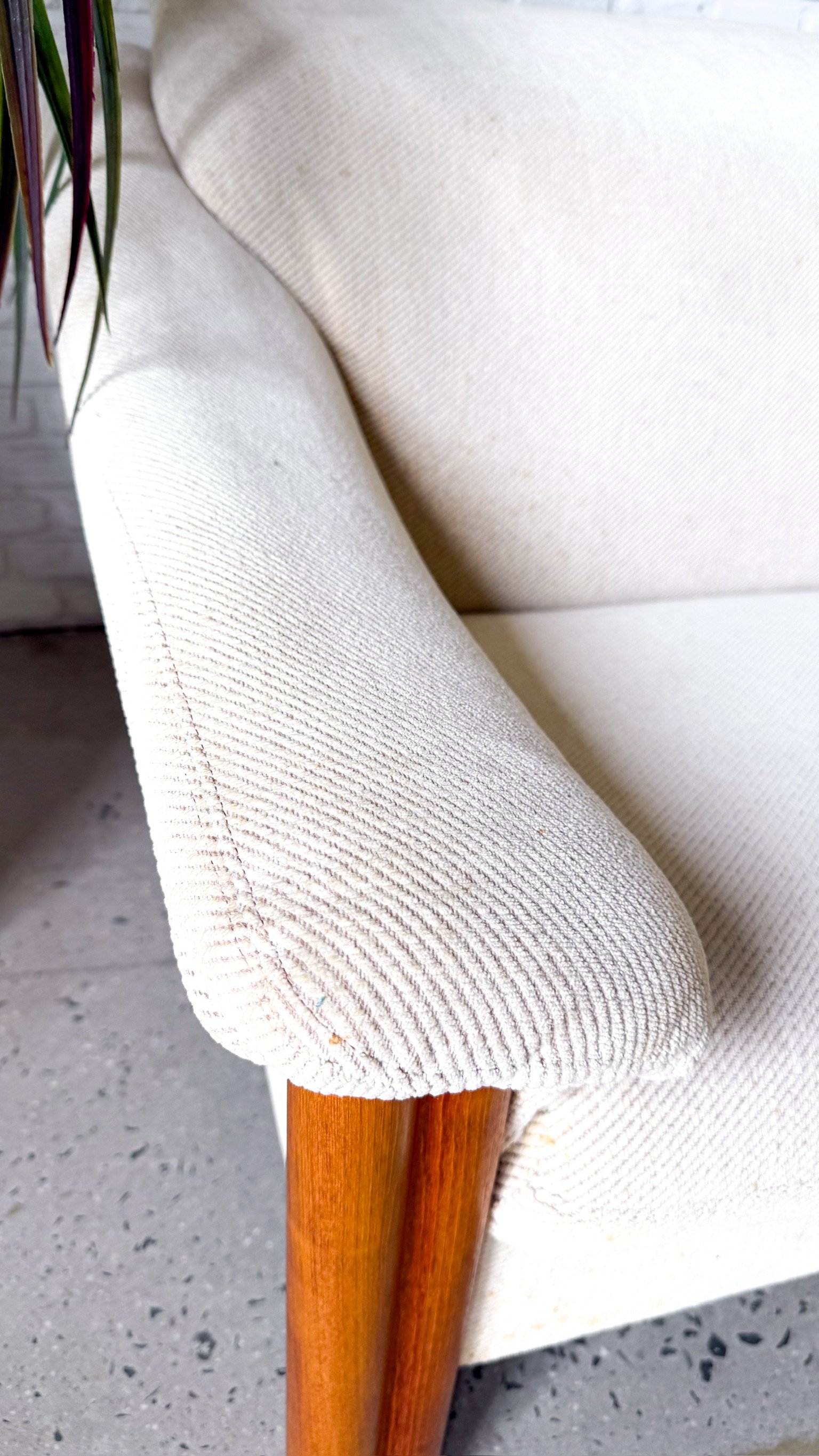 Danish Modern Teak Sofa14.jpg