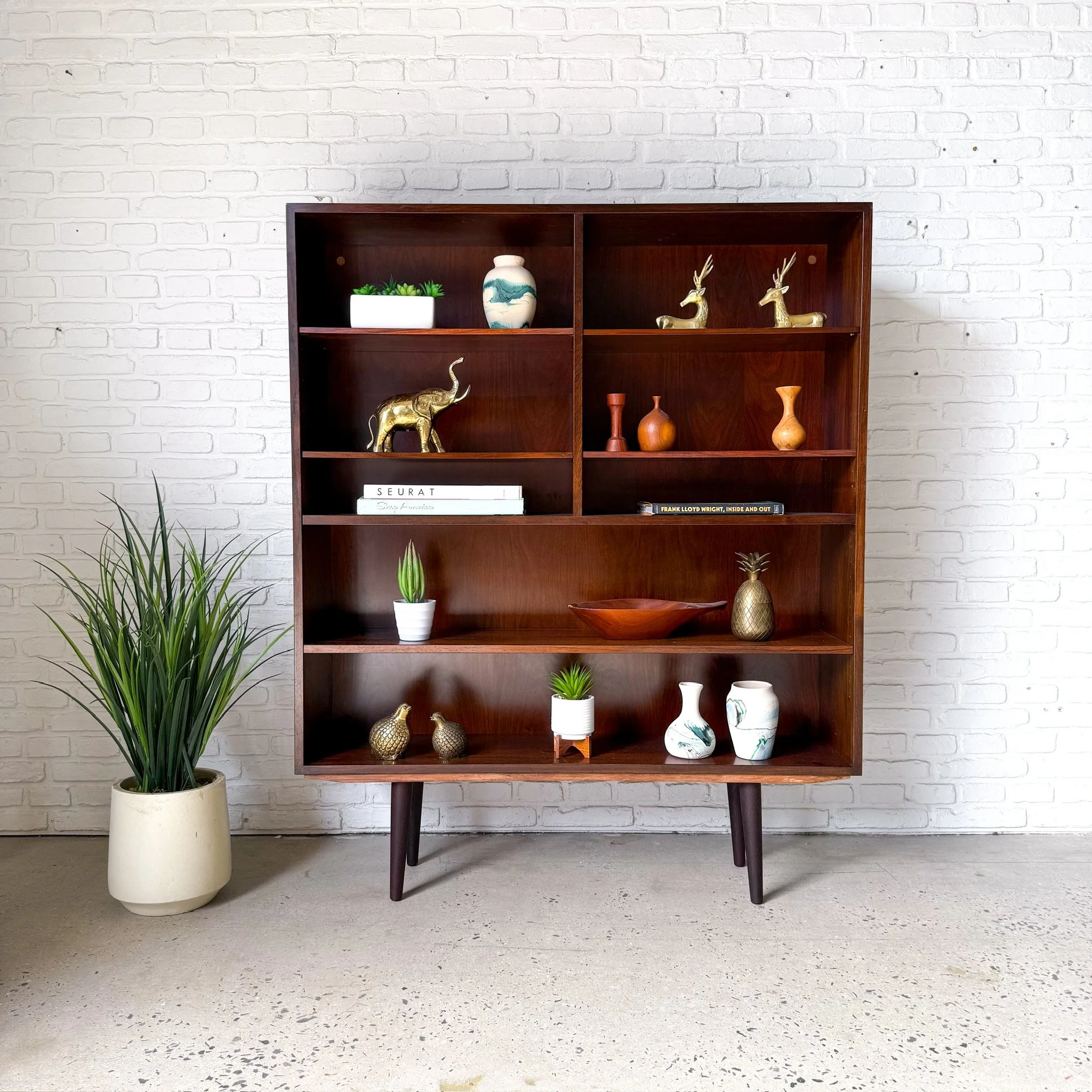 Danish Modern Rosewood Bookshelf5.JPG