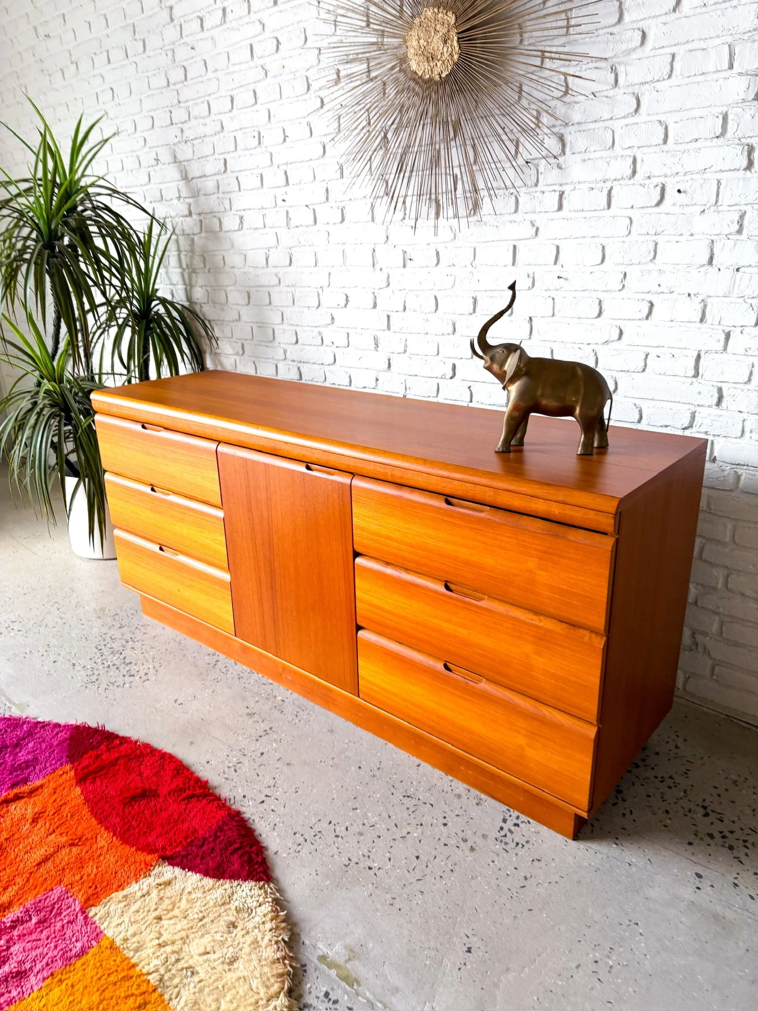 Teak Low Dresser4.jpg