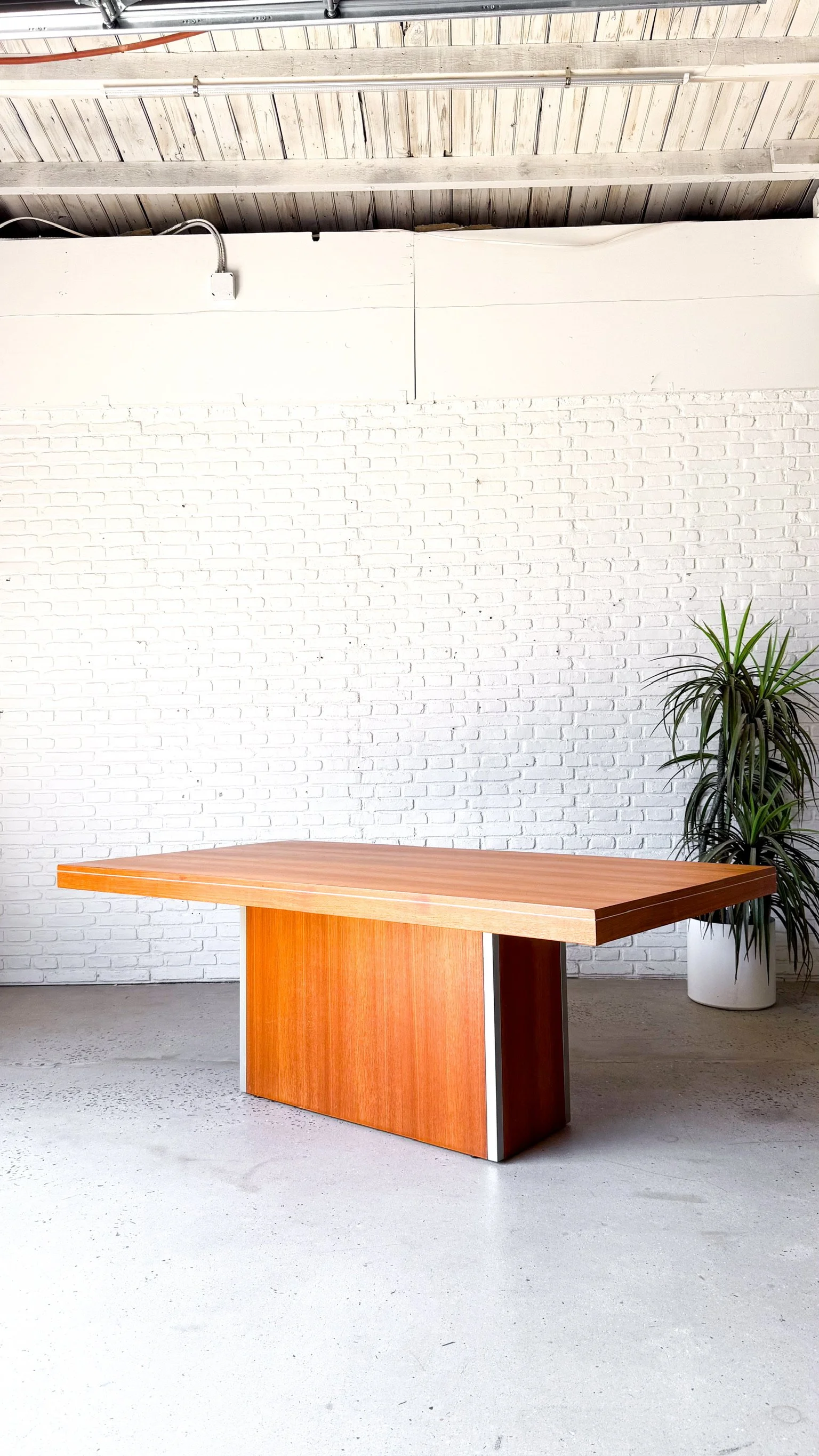 Minimalist Teak 1970s Dining Table3.JPG