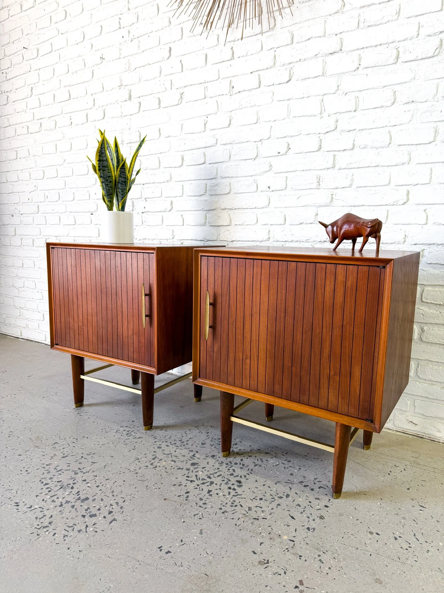 Pair of 1960s Walnut Nightstands4.jpg