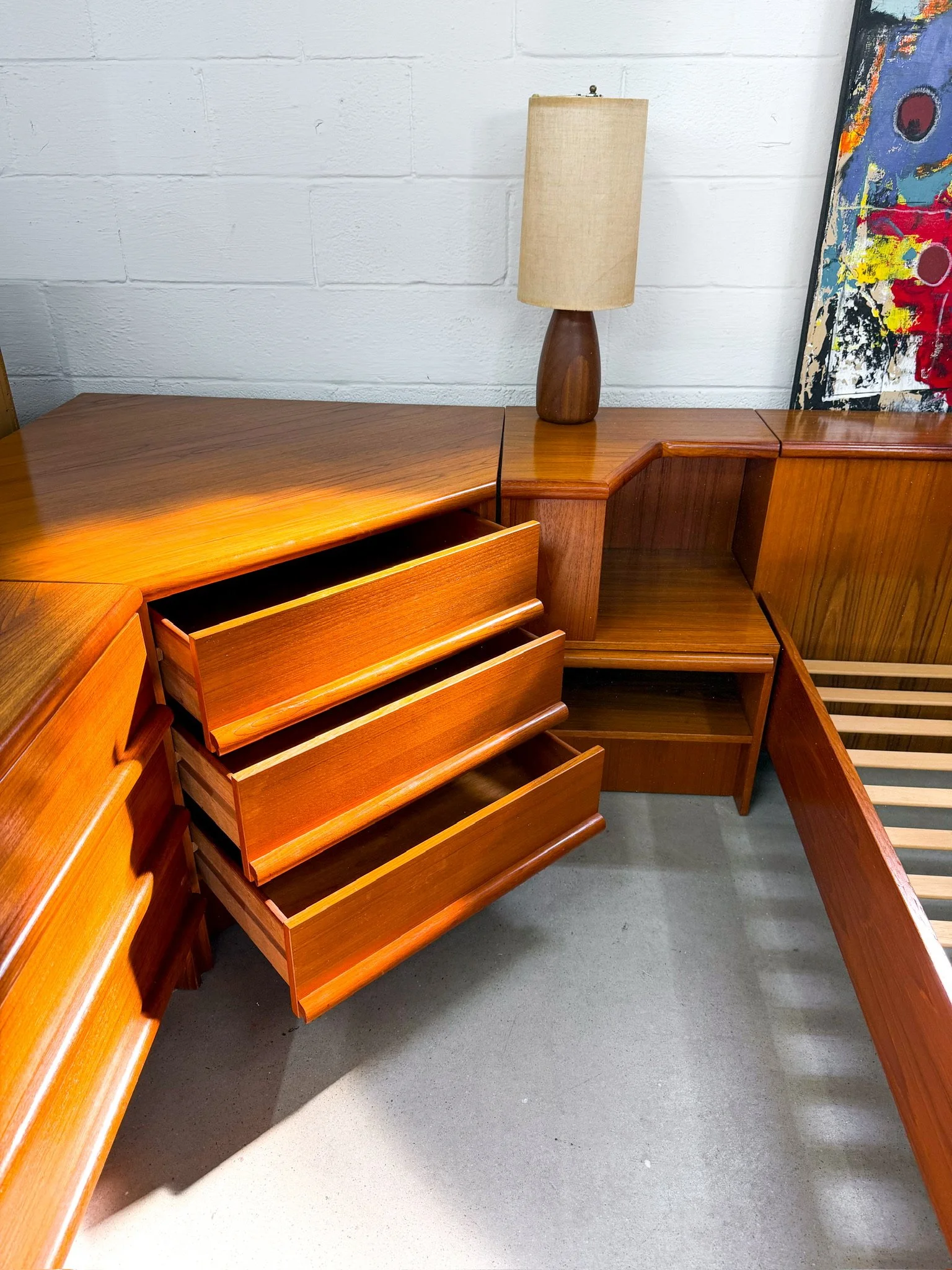 Danish Teak Queen Platform Bed with Nightstands and Matching Low Dresser7.jpg