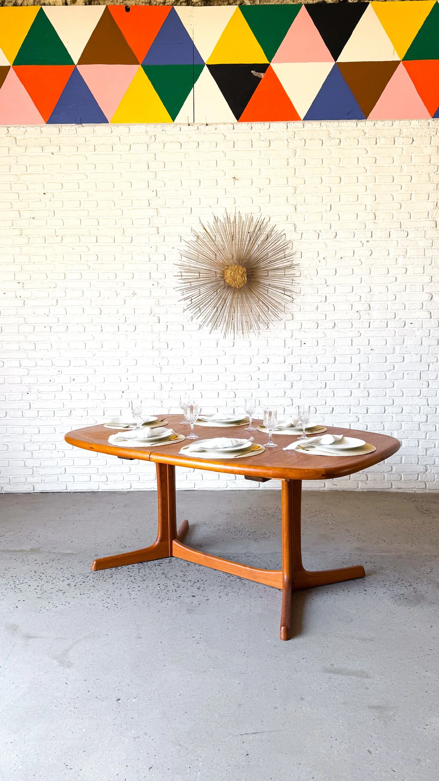 Teak dining table with 2 leaves by Dyrlund Denmark3.jpg