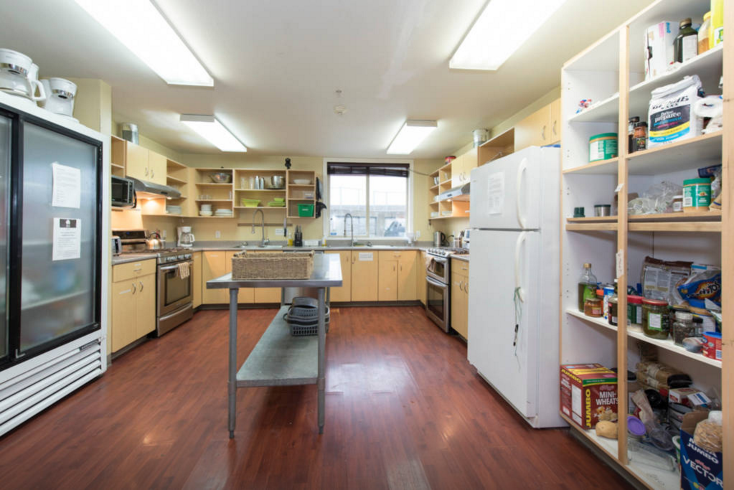 kitchen straight towards window - airbnb.png