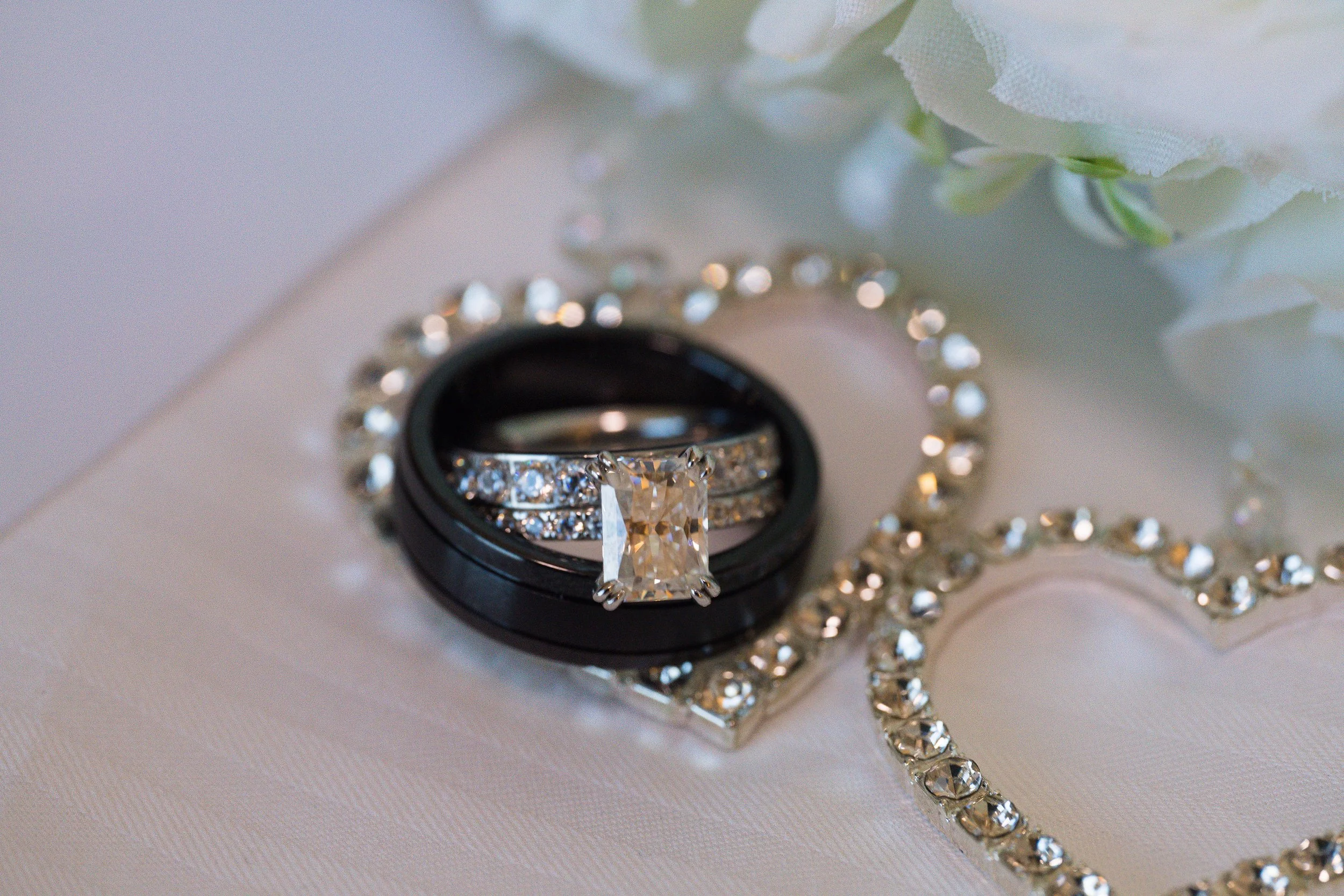 BrideGroomRings.jpg