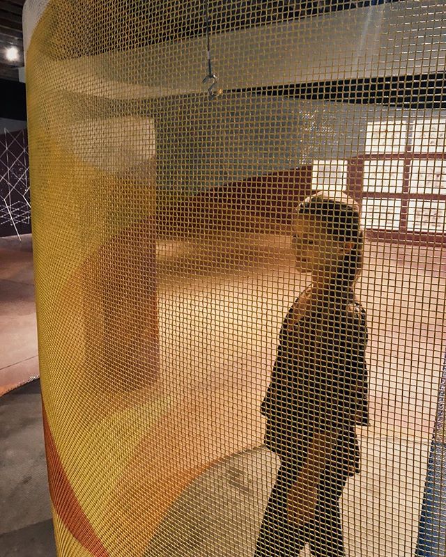 Finding fresh perspectives in Situations by #lydiaokumura
.
.
.
#situations #modernart #labrynth #anightatthemuseum  #infinityroom #shiftingperspectives #artmuseum #sdlpubart #oldtownscottsdale #contemporaryart