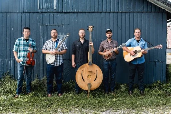 Hailing from rural Southeast Ohio, The Wayfarers emerged onto the scene in early 2010 playing their own form of American Roots music . T heir spirited approach to live performance is infectious, and people of all ages are drawn in to the sounds of thumping washtub bass, driving guitars, sawing fiddles, and rich harmonies. 