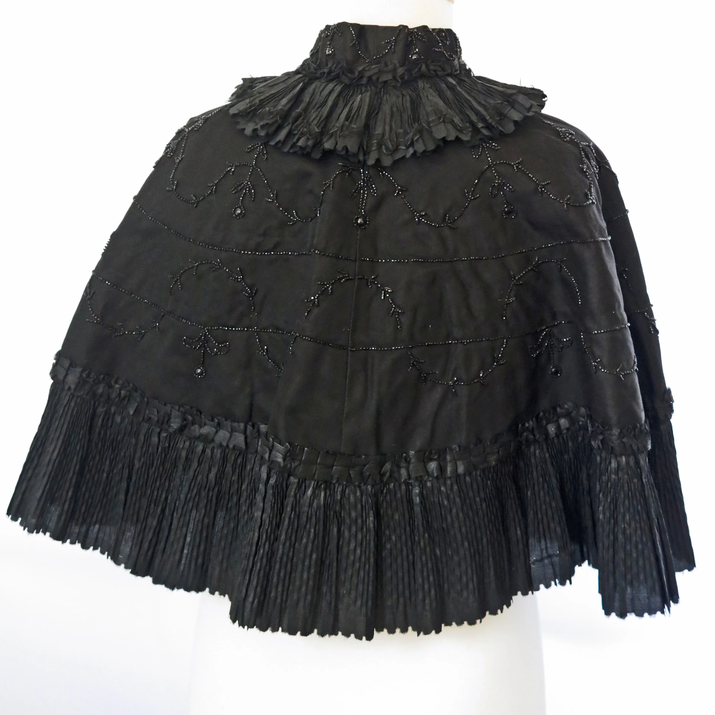 beadedcapeletback.jpg
