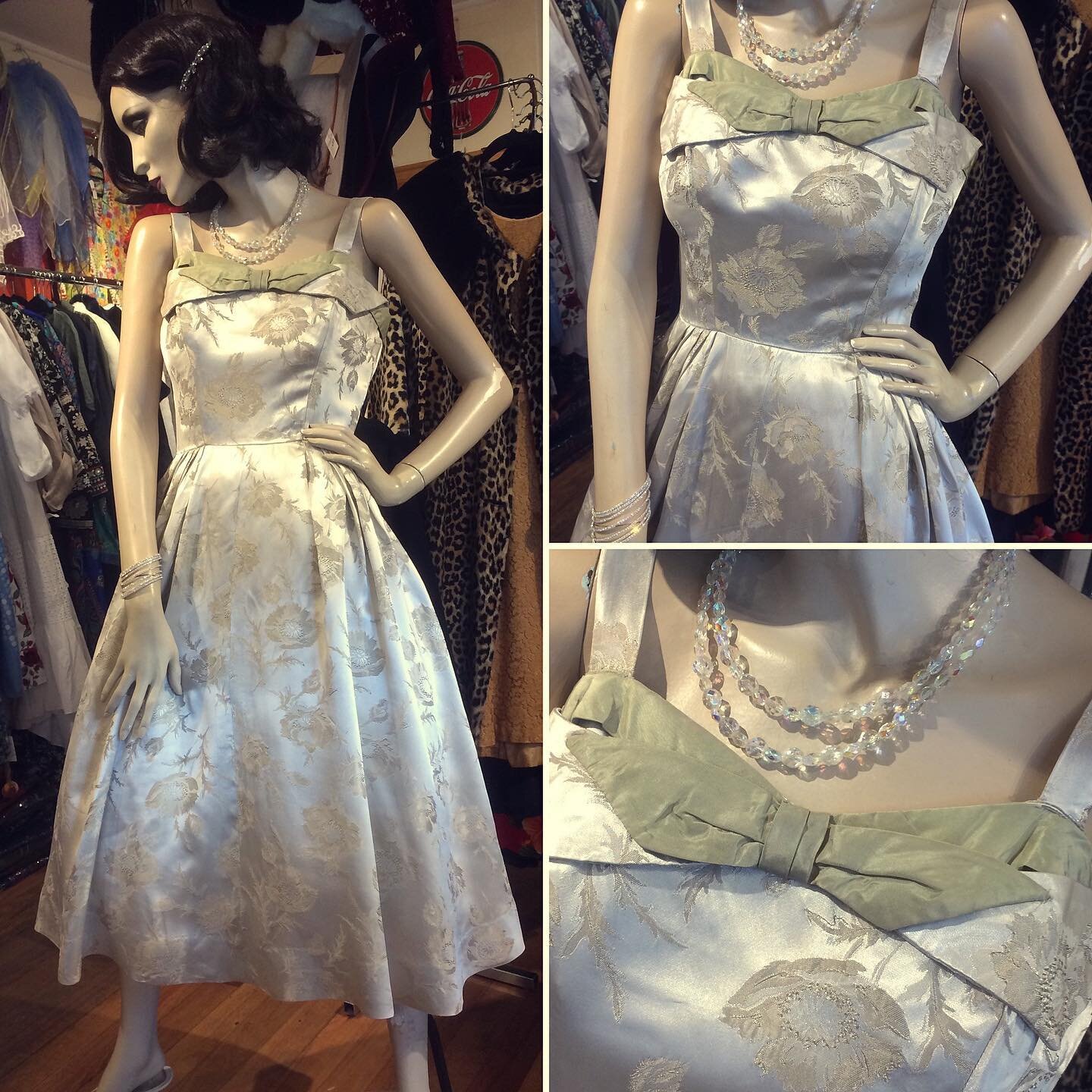 Stunning original 1950s satin jacquard dress with a gorgeous bow detail. Such a unique and soft colour. Small size 8.
Available in store at our Leura Shop 😁

#vintage #1950s #1950sfashion #truevintage #vintagedress #leura #leuravintage