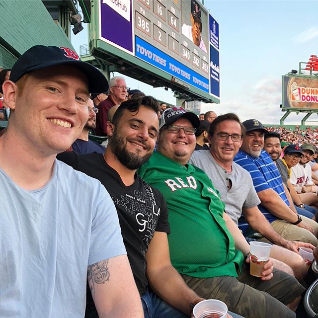 What’s your top team building idea? ⚾️ PNI’s Framingham team hit up a Sox game, the Development team enjoyed a classy dinner and the Marketing/AM team cycled the seawall and grabbed a scoop 🍦
.
.
.
#WeArePNI #teambuilding #goals #redsox