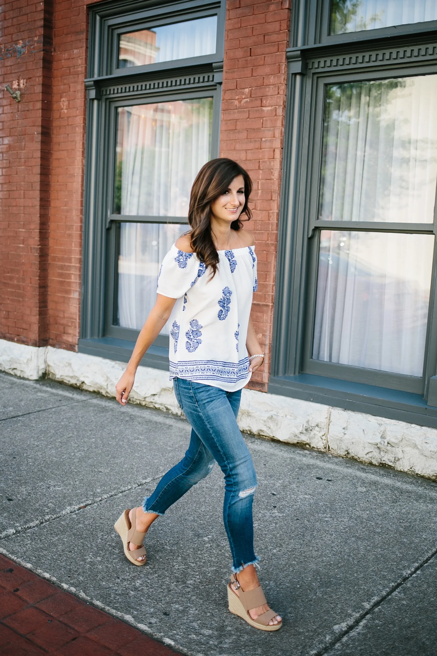Photography by Madi Flournoy Henderson || Jeans & Top: Fab'rik 