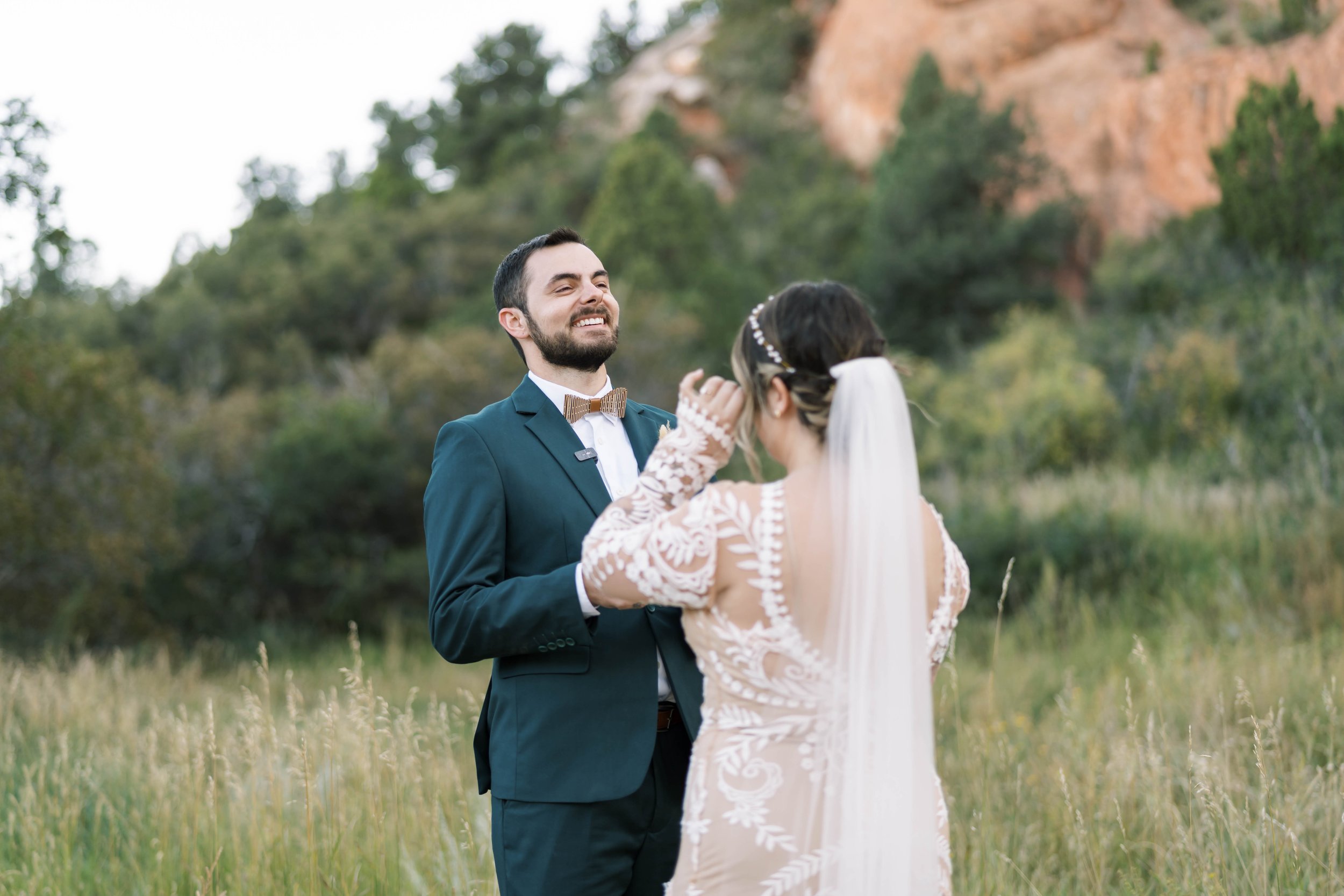 Colorado-elopement-ceremony-at-garden-of-the-gods_ (2).jpg