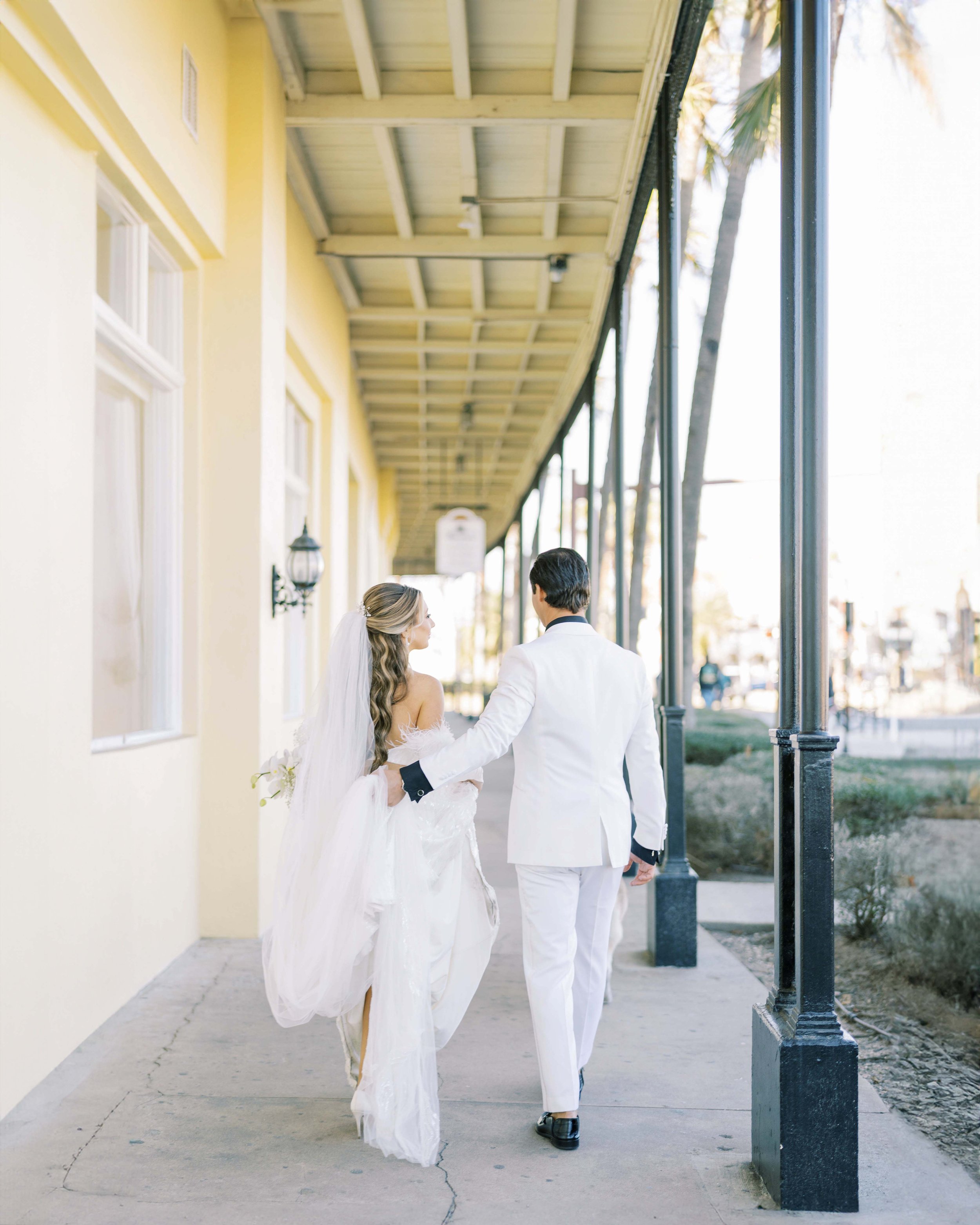 downtown-st-augustine-bride-and-groom.jpg