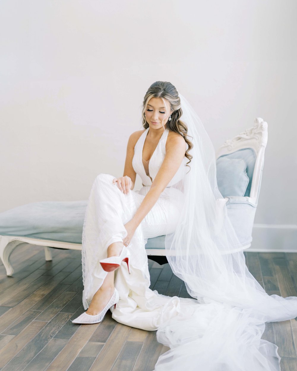 white-room-wedding-bridal-portrait.jpg