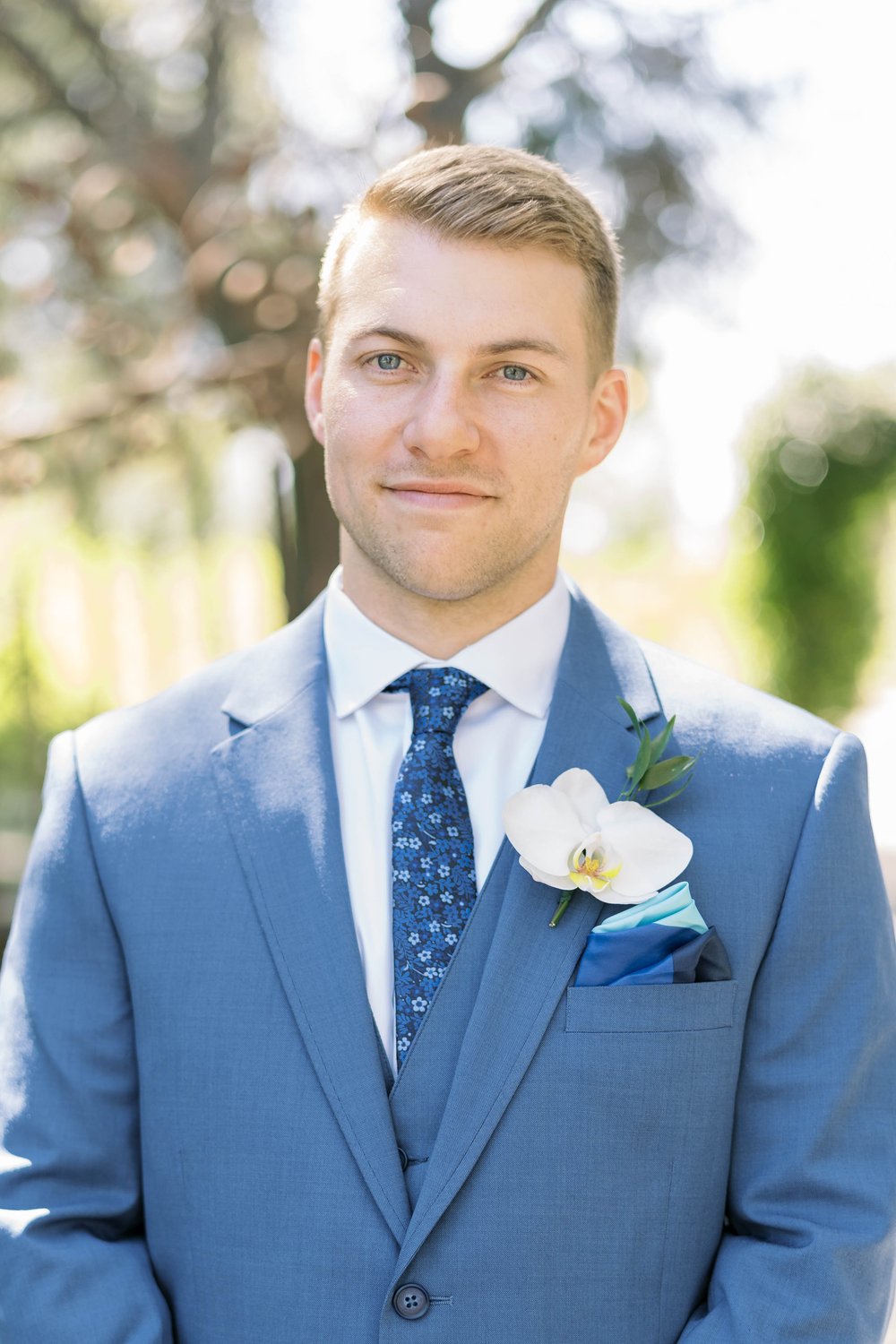 groom-portait-in-california.jpg