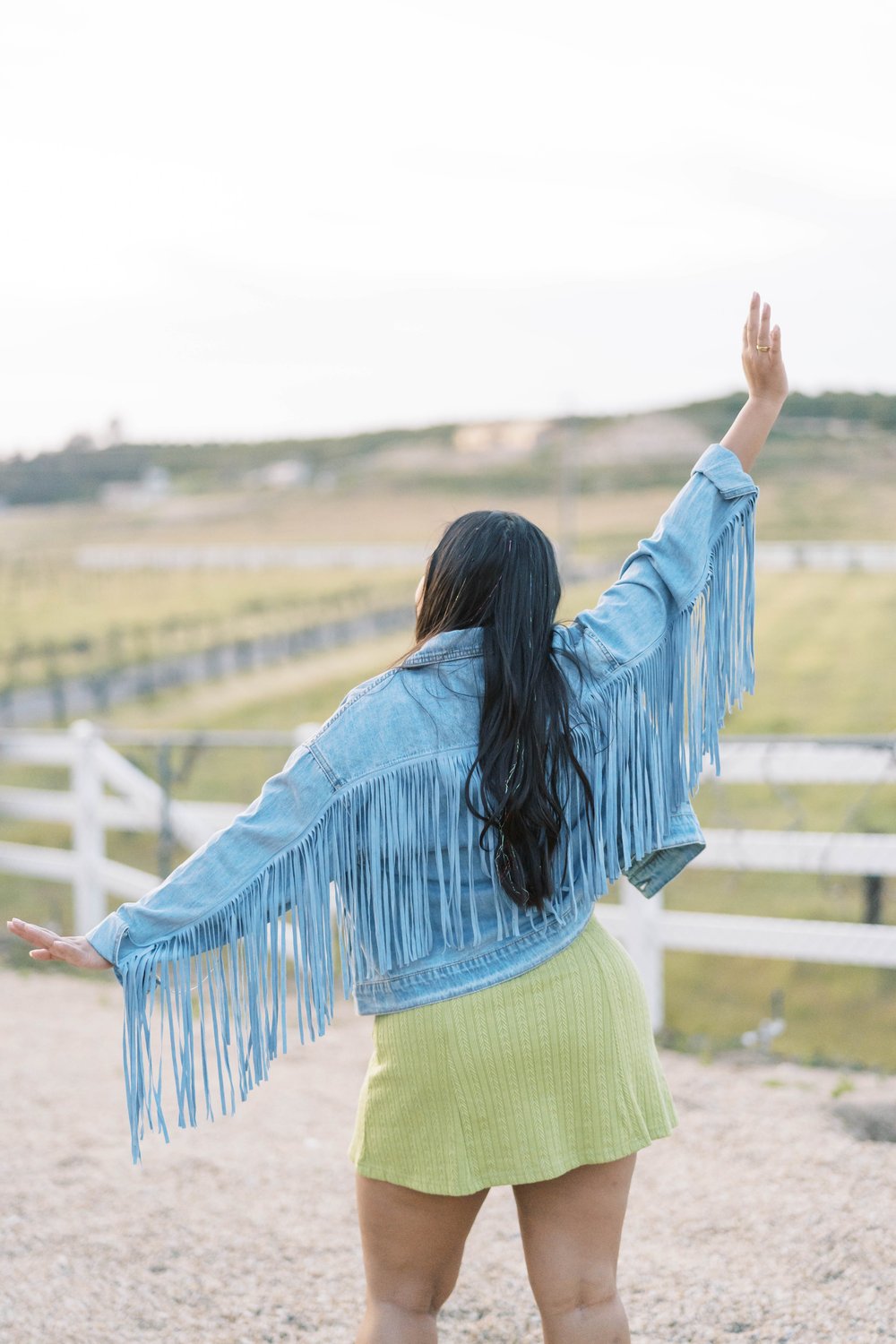 sarah-cebulski-photography-fringe-denim-jacket.jpg