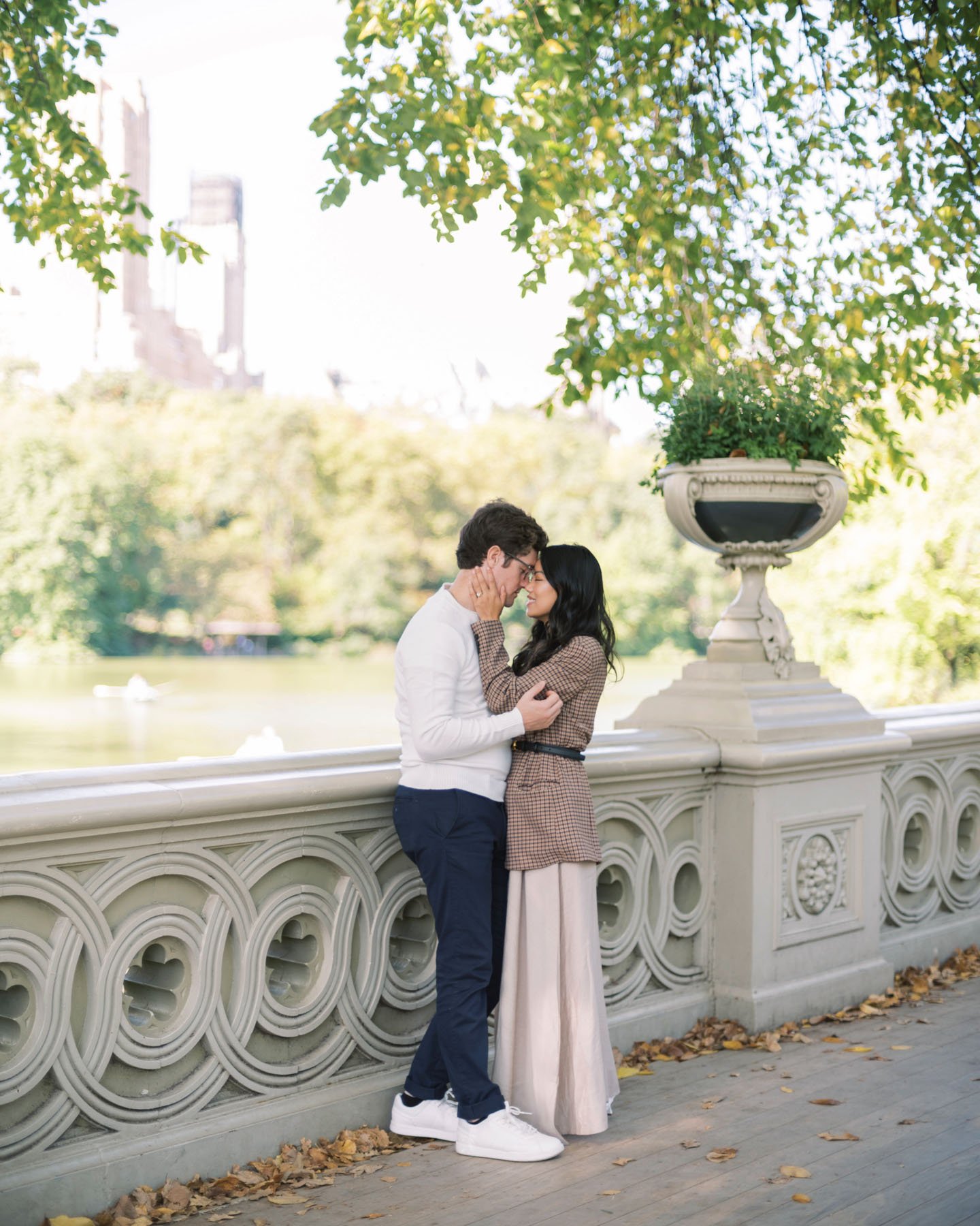 bow-bridge-engagement-photoshoot.jpg
