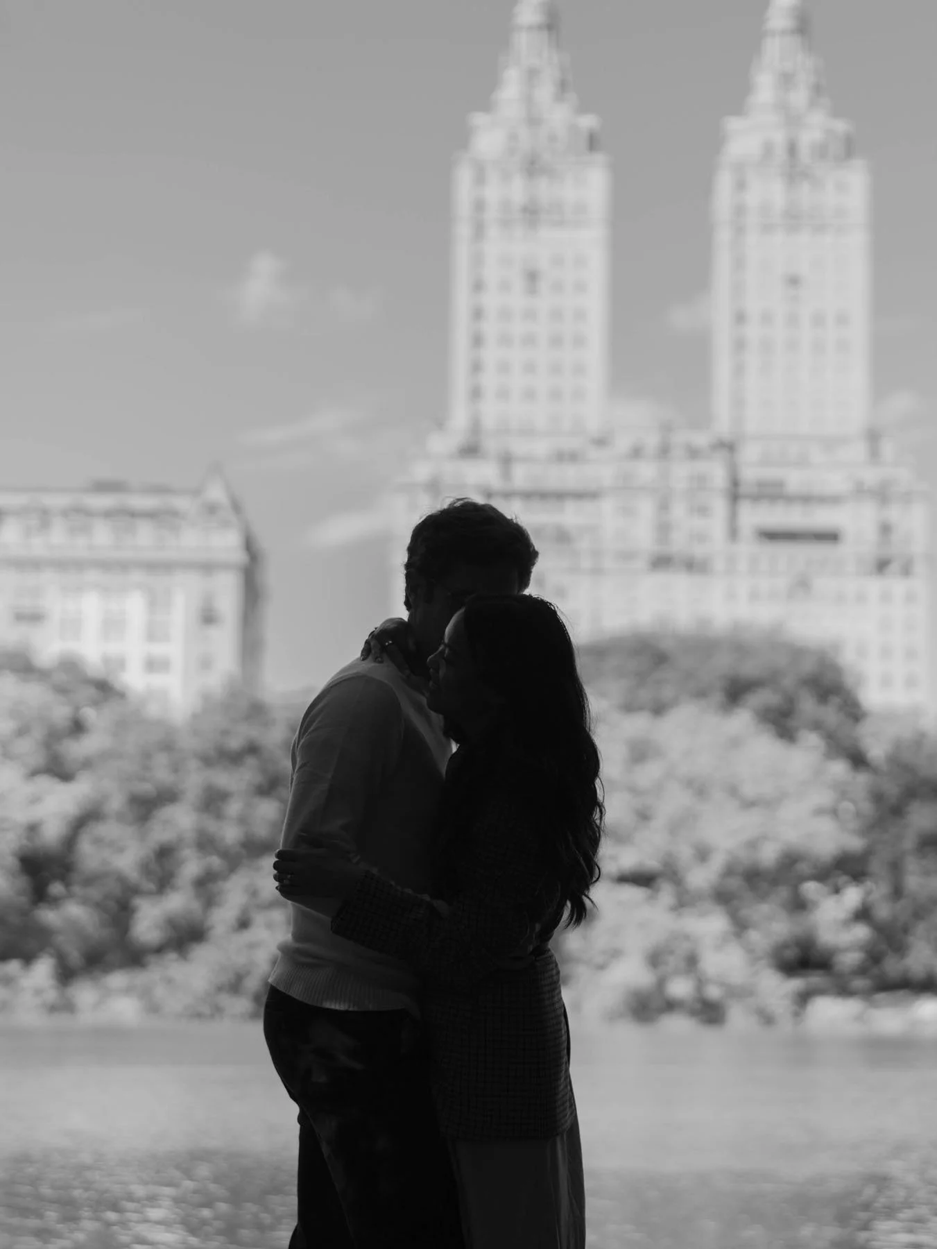 Hannah &amp; Corey: A Romantic Couple Session in Central Park, NYC
