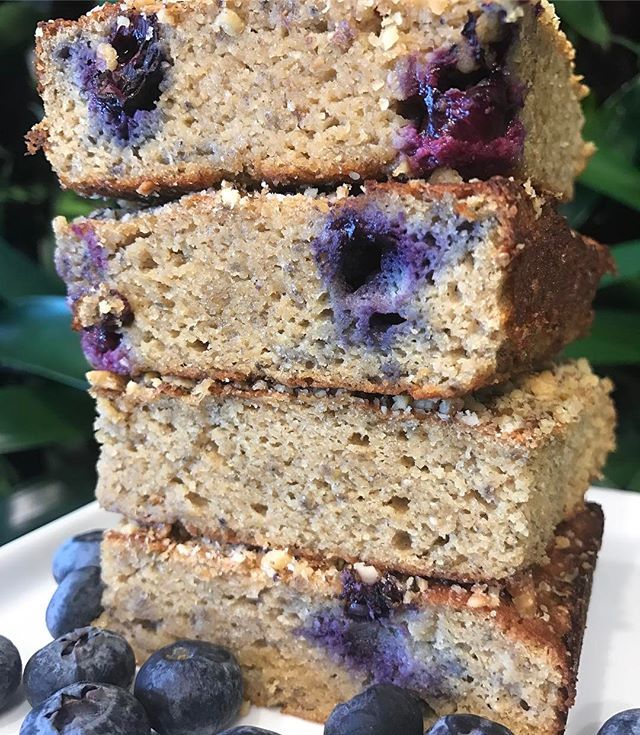 Scrumptious Blueberry Bliss Banana-Nut Bread 🍌 Come on in!  #organic #delicious #happywednesday #glutenfree #dairyfree