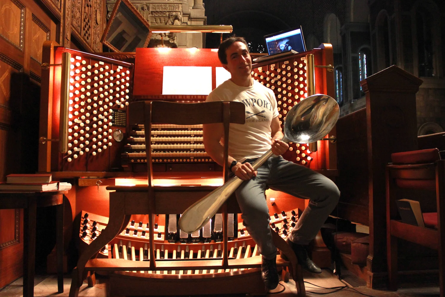 Spokespoon Organist.jpg