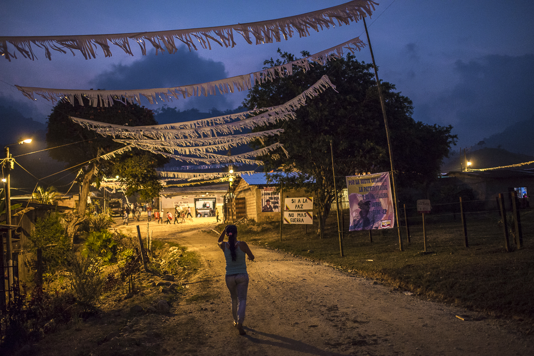 In a village the inhabitants prepares to the "peace pedagogical" meeting organized by peasant organizations with some guerrillera presence. The area is under control of the 3th Front and the Teofilo Forero Column. (February 05, 2016, North Caqueta)