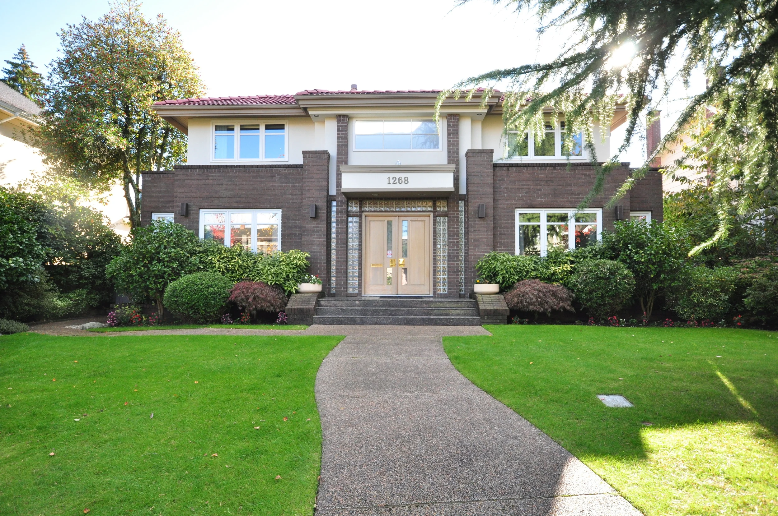 1268 39th DSC_1114 (2).JPG