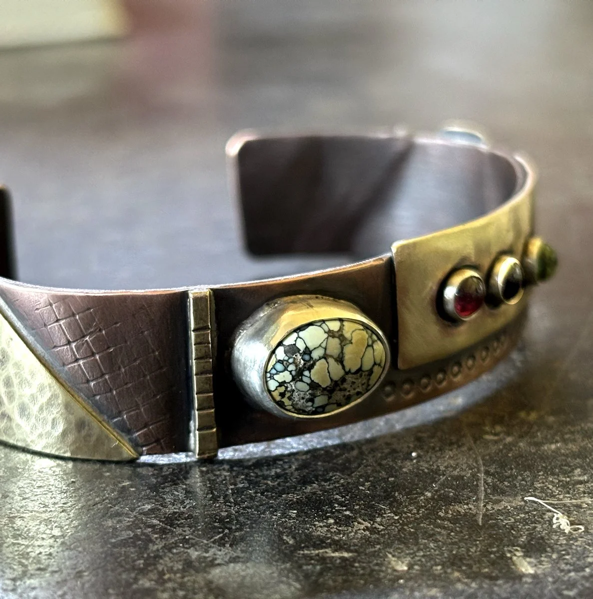 MetalCuffBracelet4.jpg