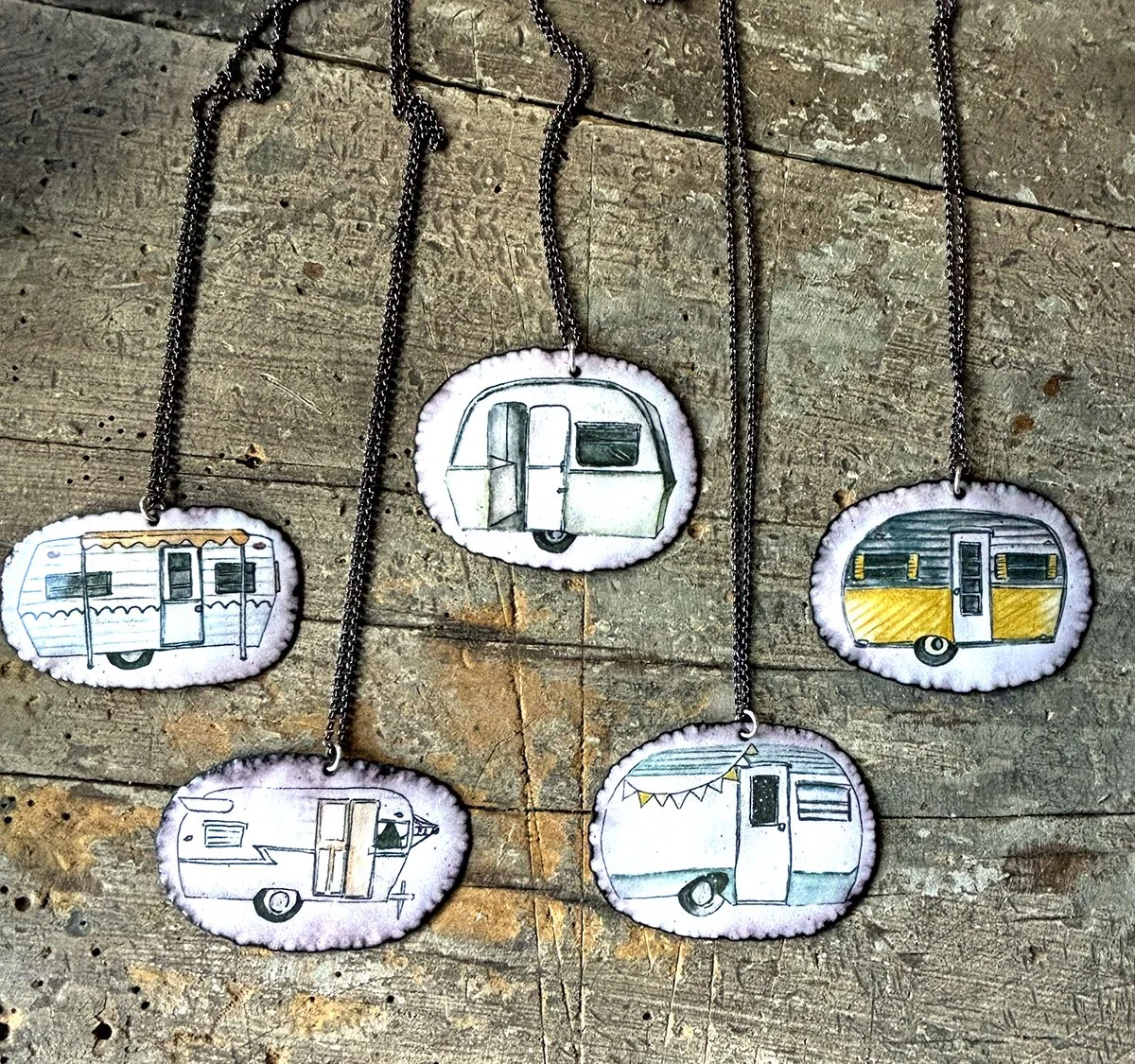 Trailer Necks.jpg