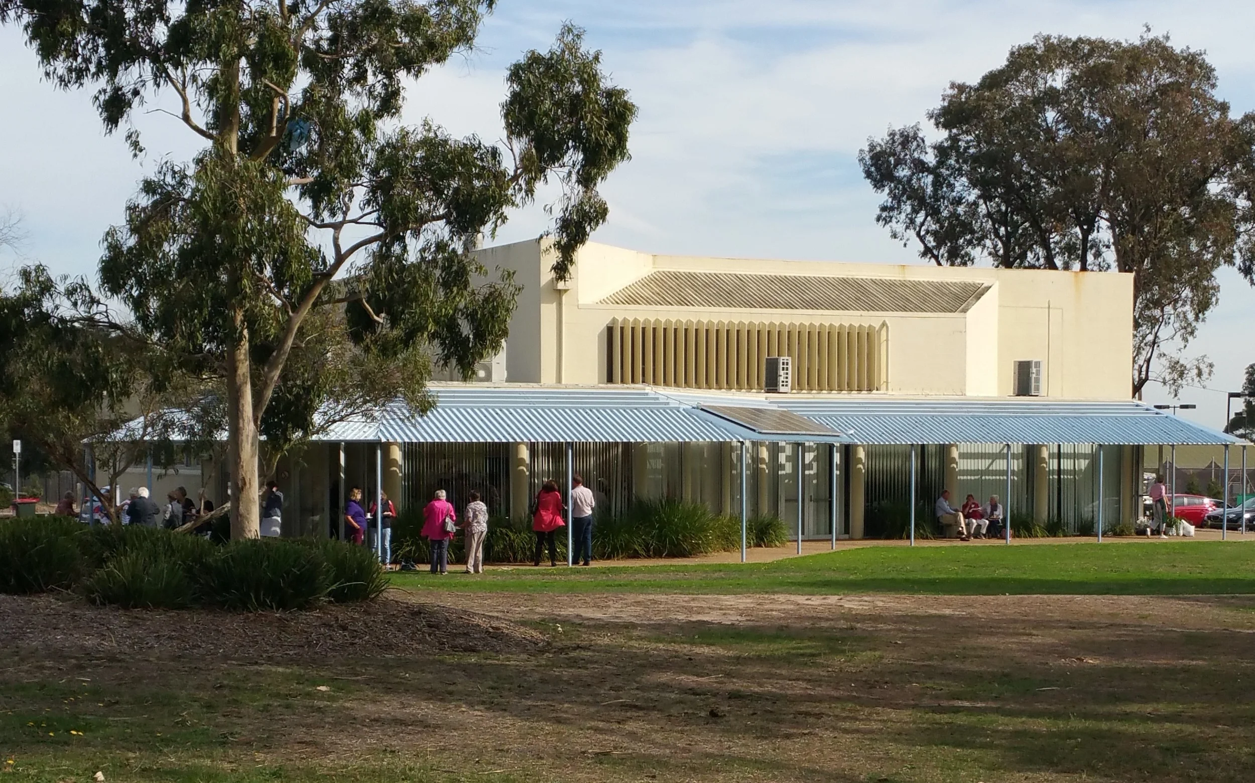 Mount Eliza Community Centre.JPG