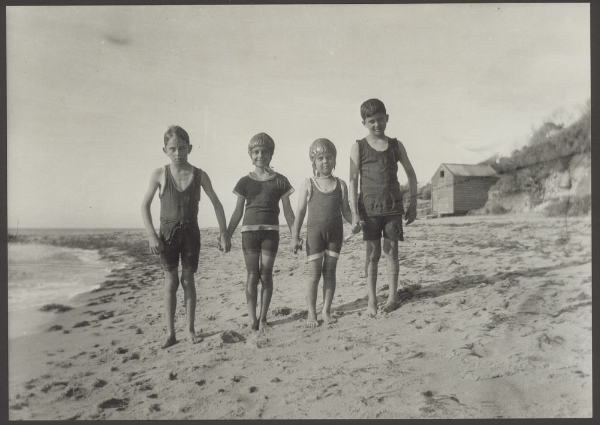 c.1930 The Kenny children - Leo, Rosemary, Elizabeth and Peter on the beach below Trawalla at Mount Eliza. Image source: www.slv.vic.gov.au - a gift of Ms Felicity Druce through the Australian Government’s Cultural Gifts Program, in memory of Una Sybella Teague, Kenric Teague 2009.