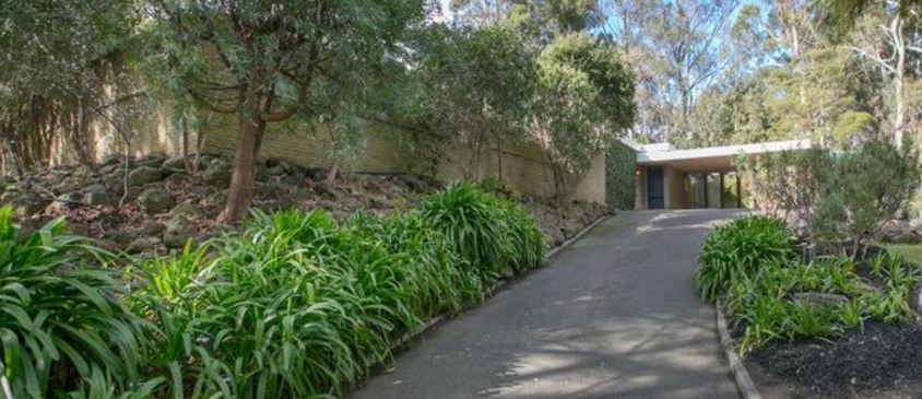 Image: australianmodernistlandscapes.com