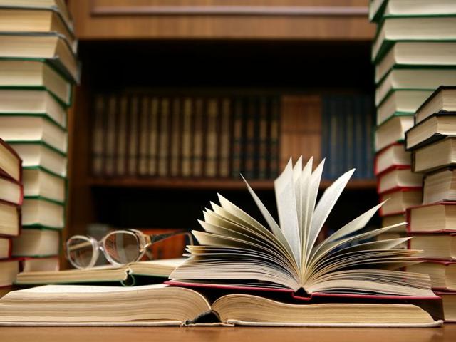Rotary Mount Eliza Book Bonanza and Art Sale