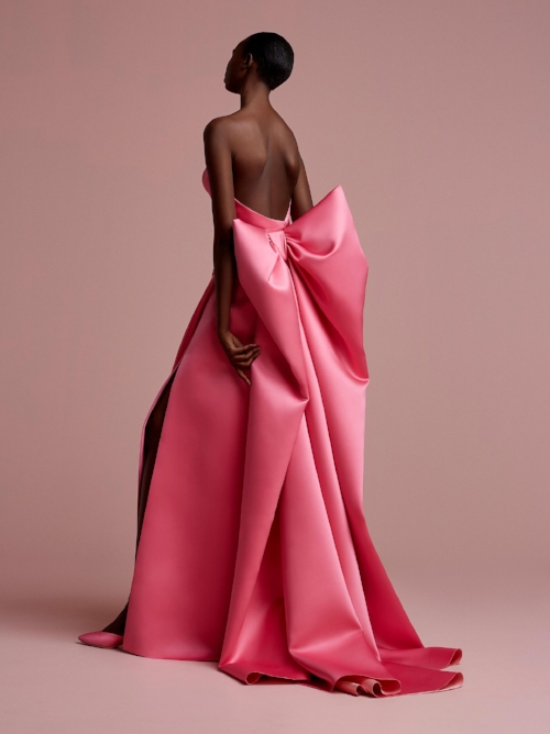 Viktor & Rolf Soir, Dramatic Back Bow Column Gown