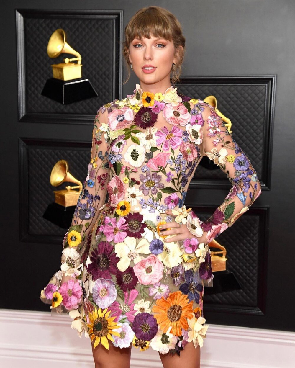 There were so many good fashion moments at last nights #Grammys but here are just a few of our favorites! Whose look did you love? #MakingitinManhattan