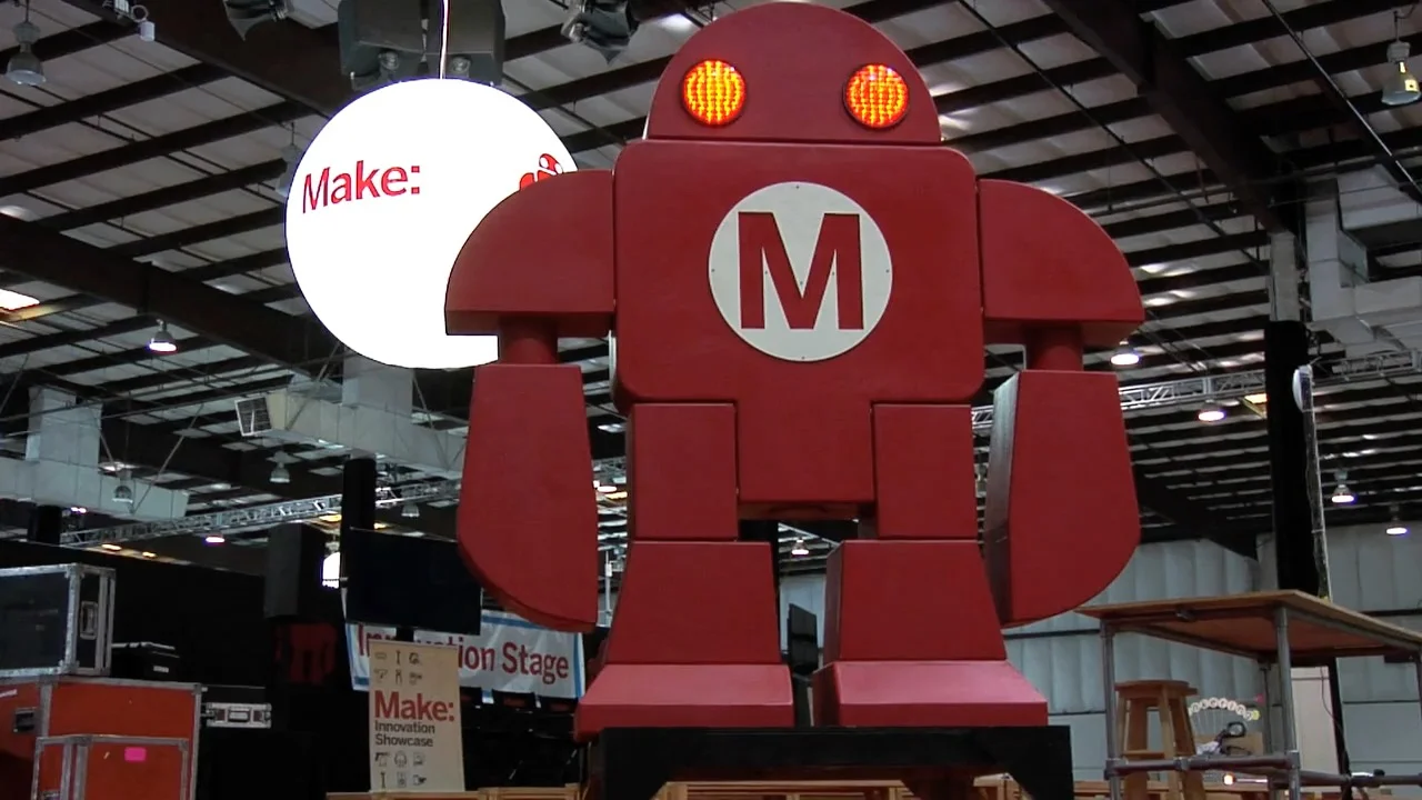 Maker THUMB 2.jpg