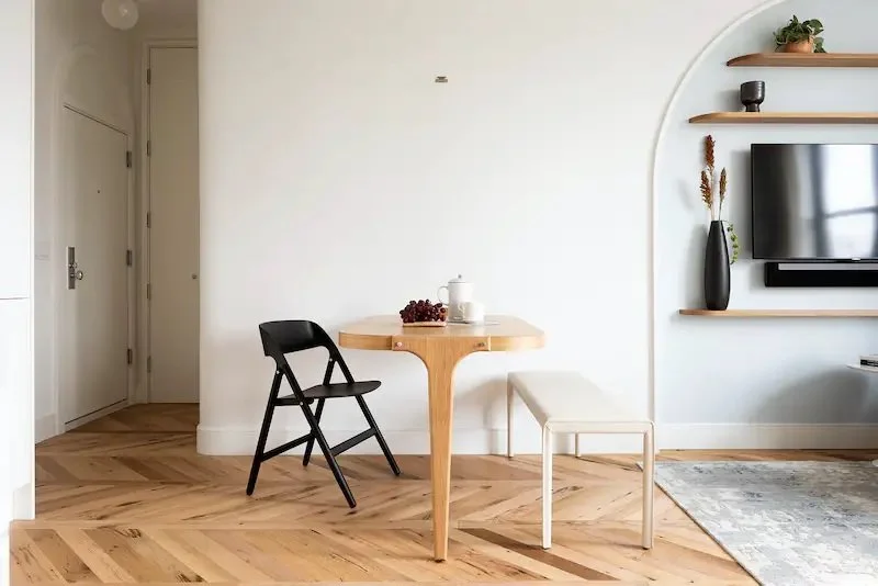 entry and floor.jpg