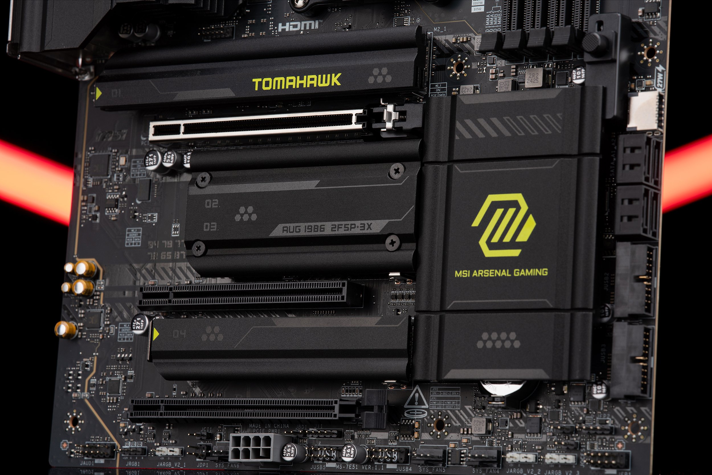 MSI_MAG_X870_Tomahawk.jpg