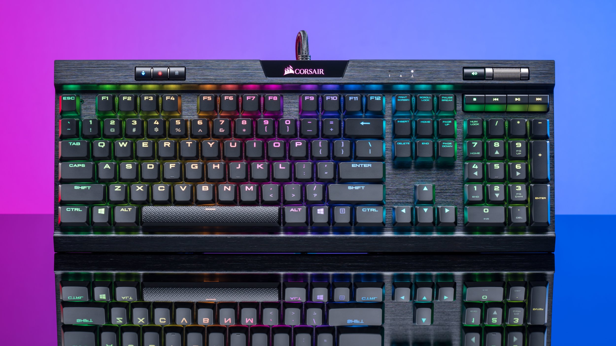 Corsair_K70_MK2_1.jpg