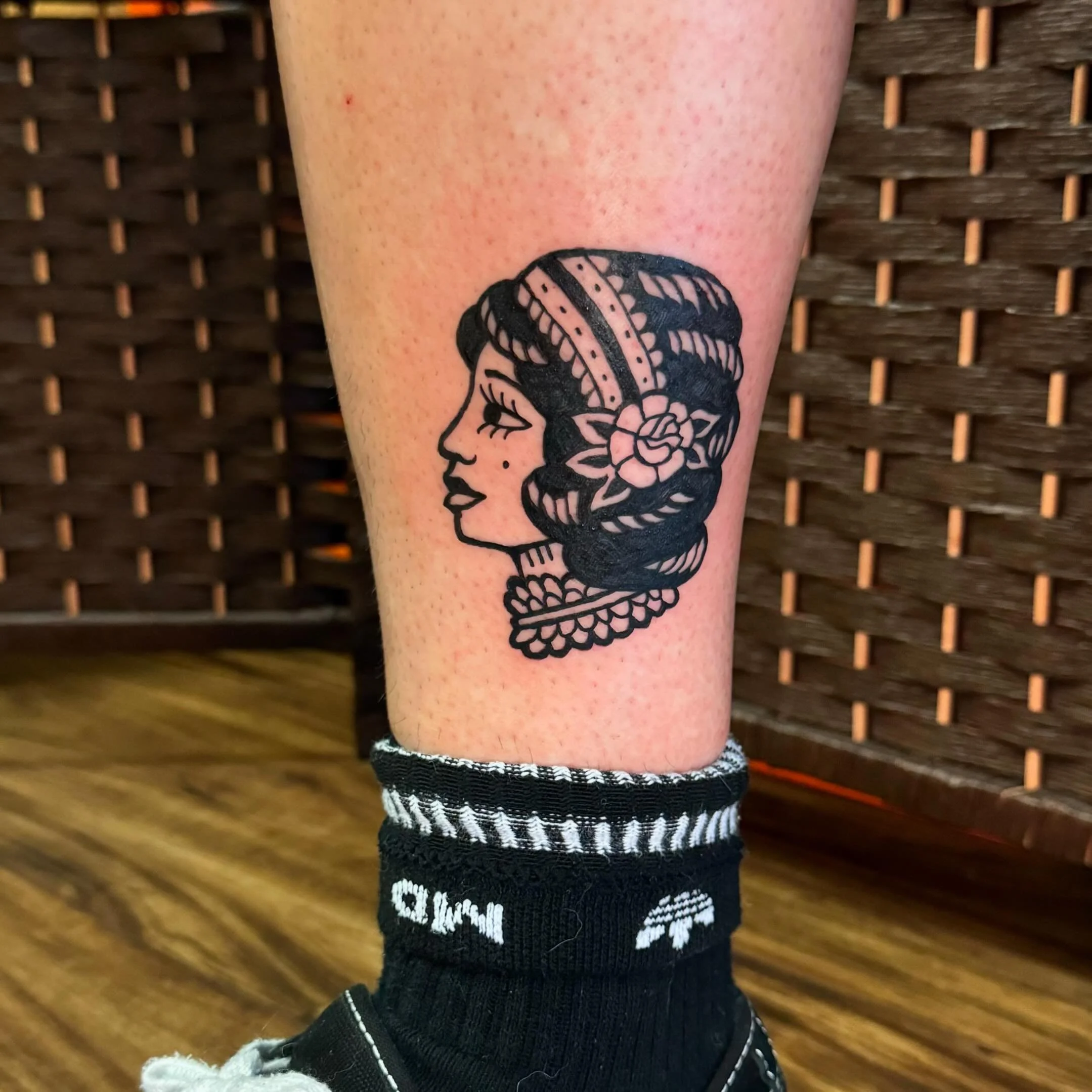 🌸 Flash 🌸
.
.
.
.
.
#maxcreo #creotattoo #blackworktattoo #traditionaltattoo #traditionaltattoos #boldtattoo #boldtattoos #blacktattoo #blacktattoos #woodcutstyle #woodcuttattoo #stpetetattoo #tampatattooartist #tampatattoos #tampatattoo #tampatatt