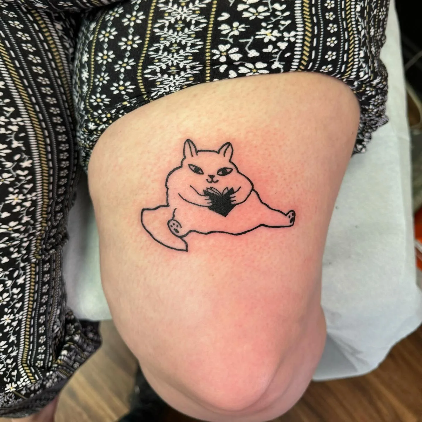 🐈📚
.
.
.
.
.
#maxcreo #creotattoo #blackworktattoo #traditionaltattoo #traditionaltattoos #boldtattoo #boldtattoos #blacktattoo #blacktattoos #woodcutstyle #woodcuttattoo #stpetetattoo #tampatattooartist #tampatattoos #tampatattoo #tampatattooshop 