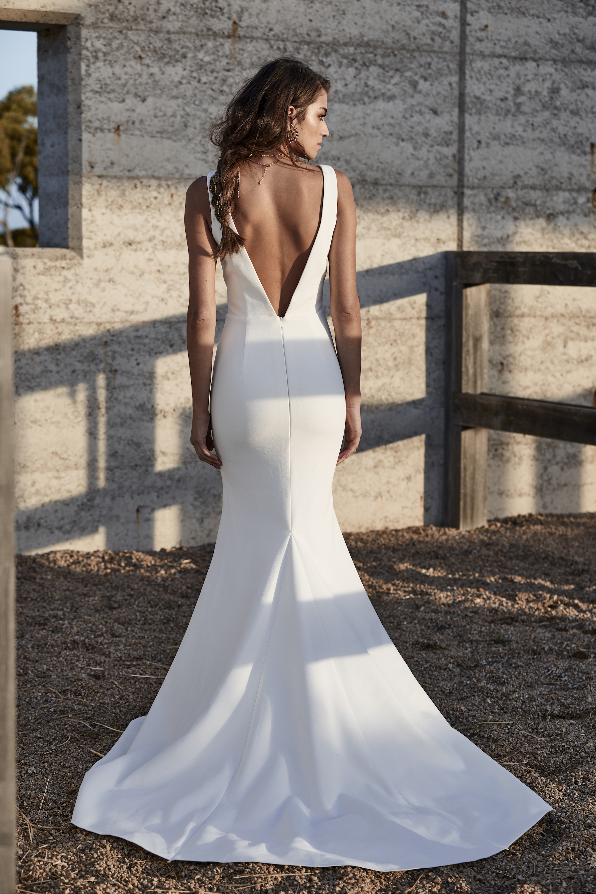 chosen-new-reign-clara-wedding-dress-back-colour.jpg