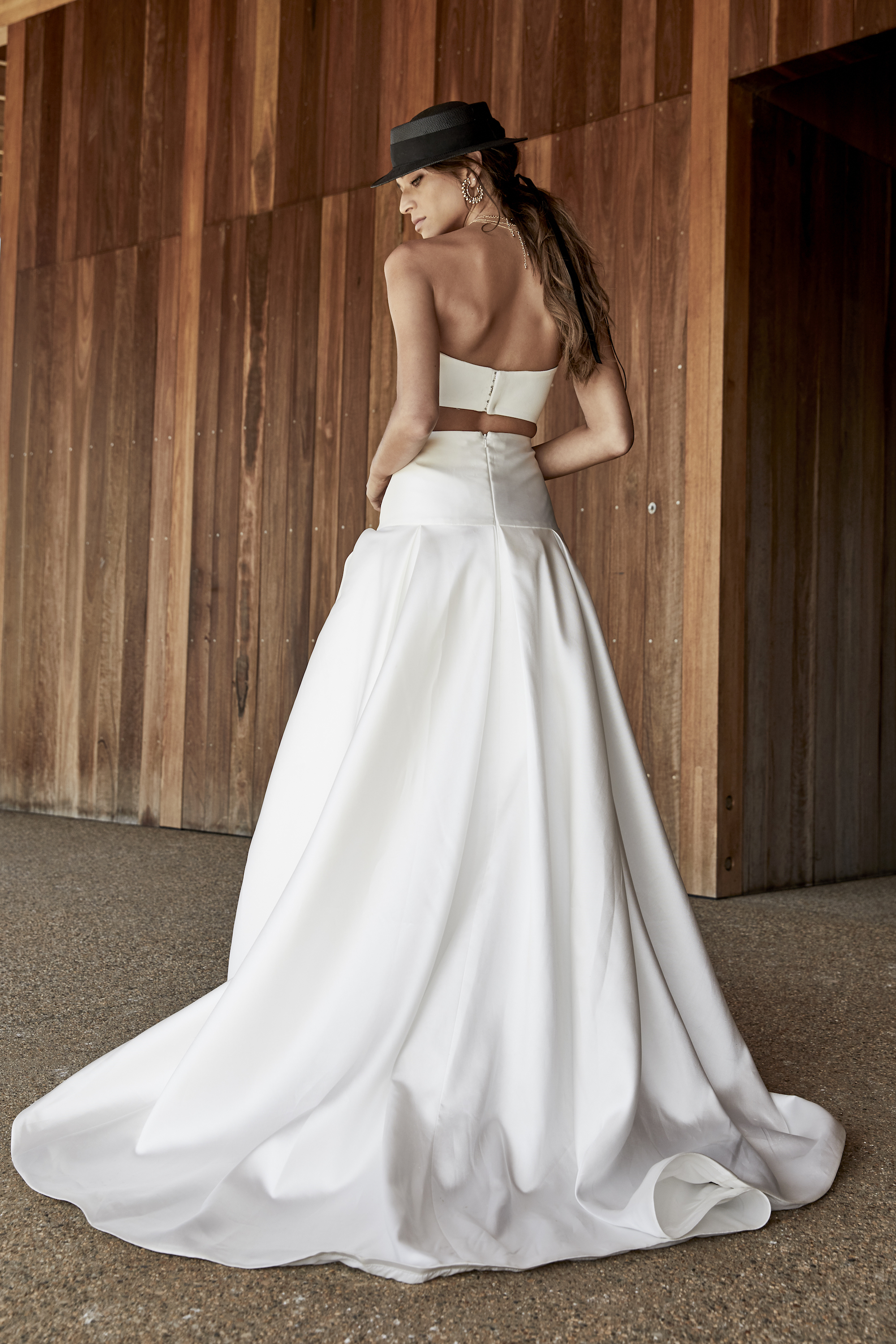 chosen-new-reign-rae-skirt-wedding-dress-back-colour.jpg